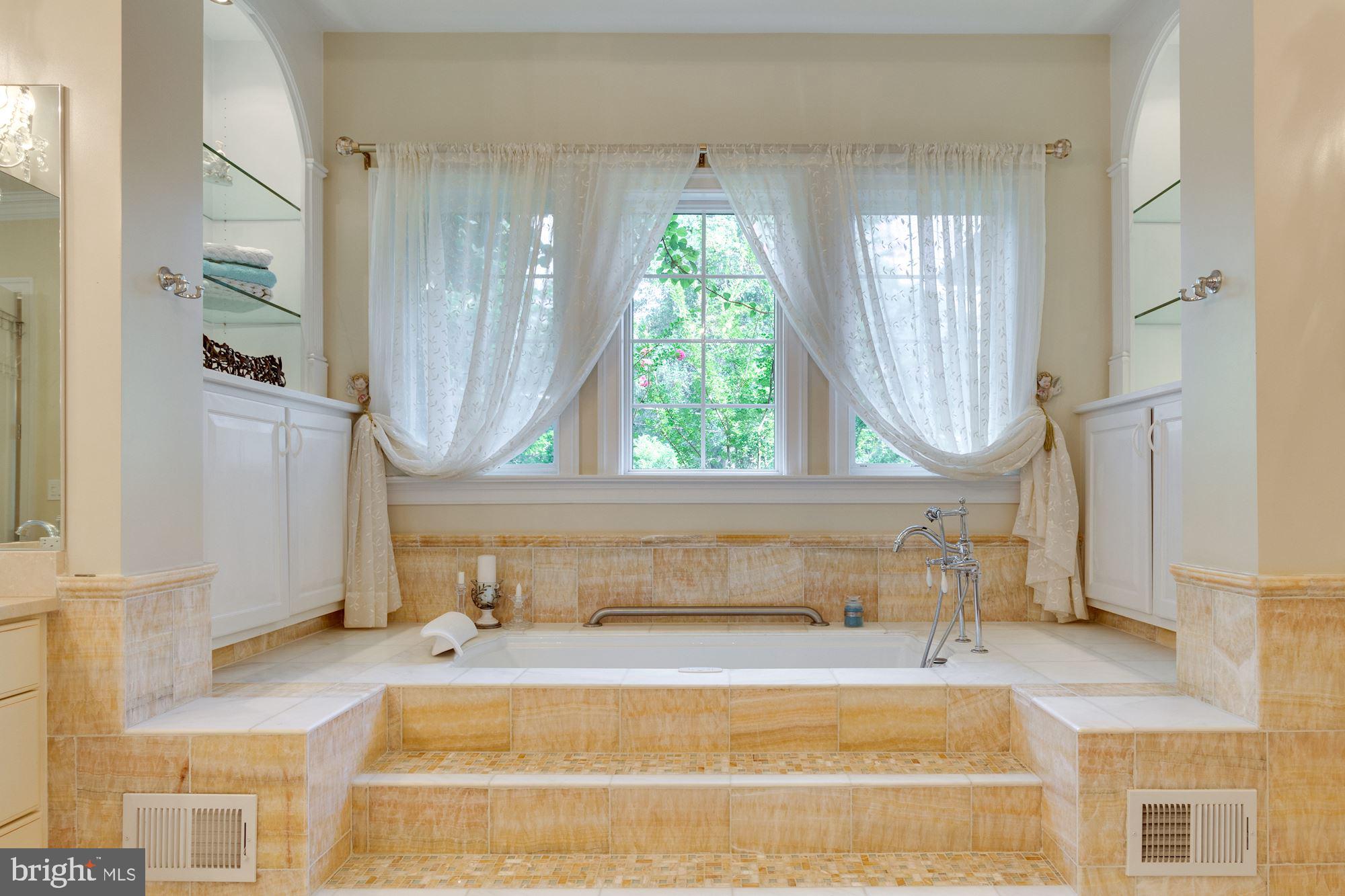 OLD DOMINION GARDENS - Residential