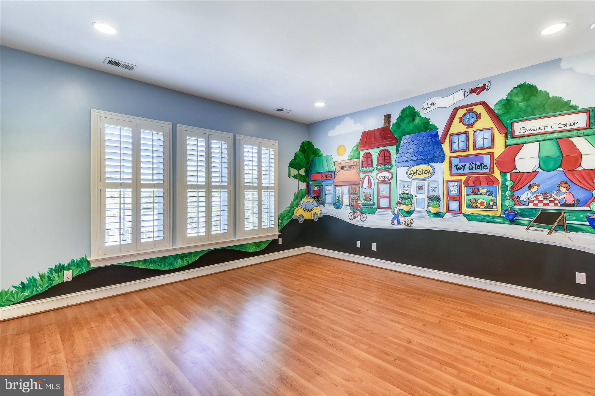 OLD DOMINION GARDENS - Residential