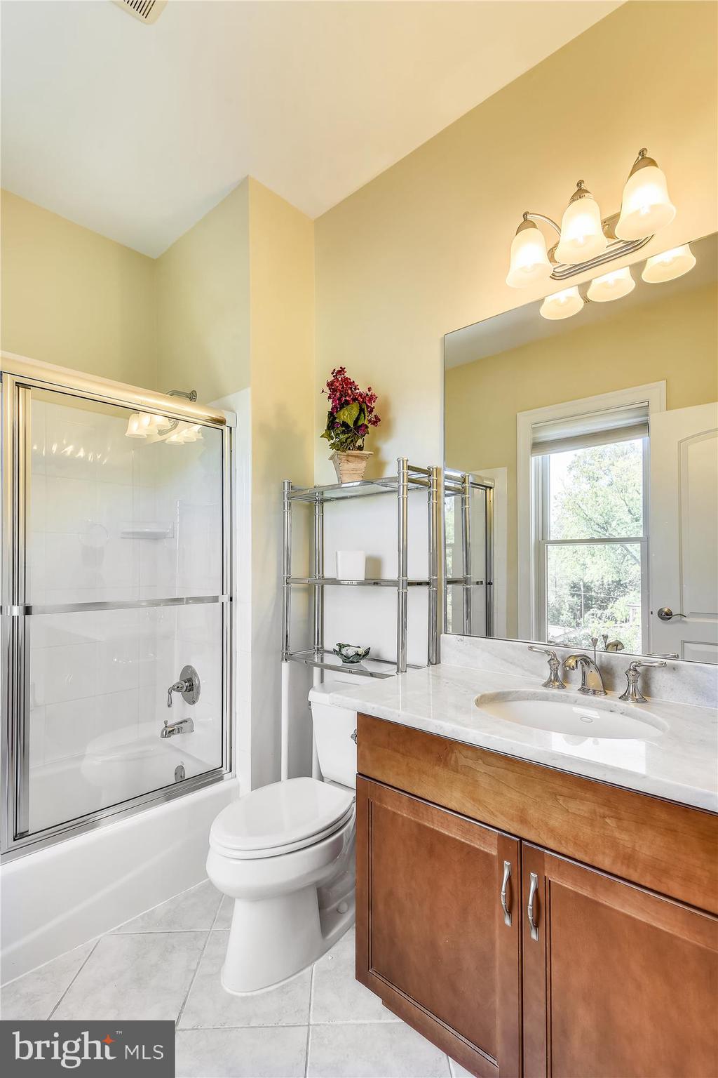 OLD DOMINION GARDENS - Residential