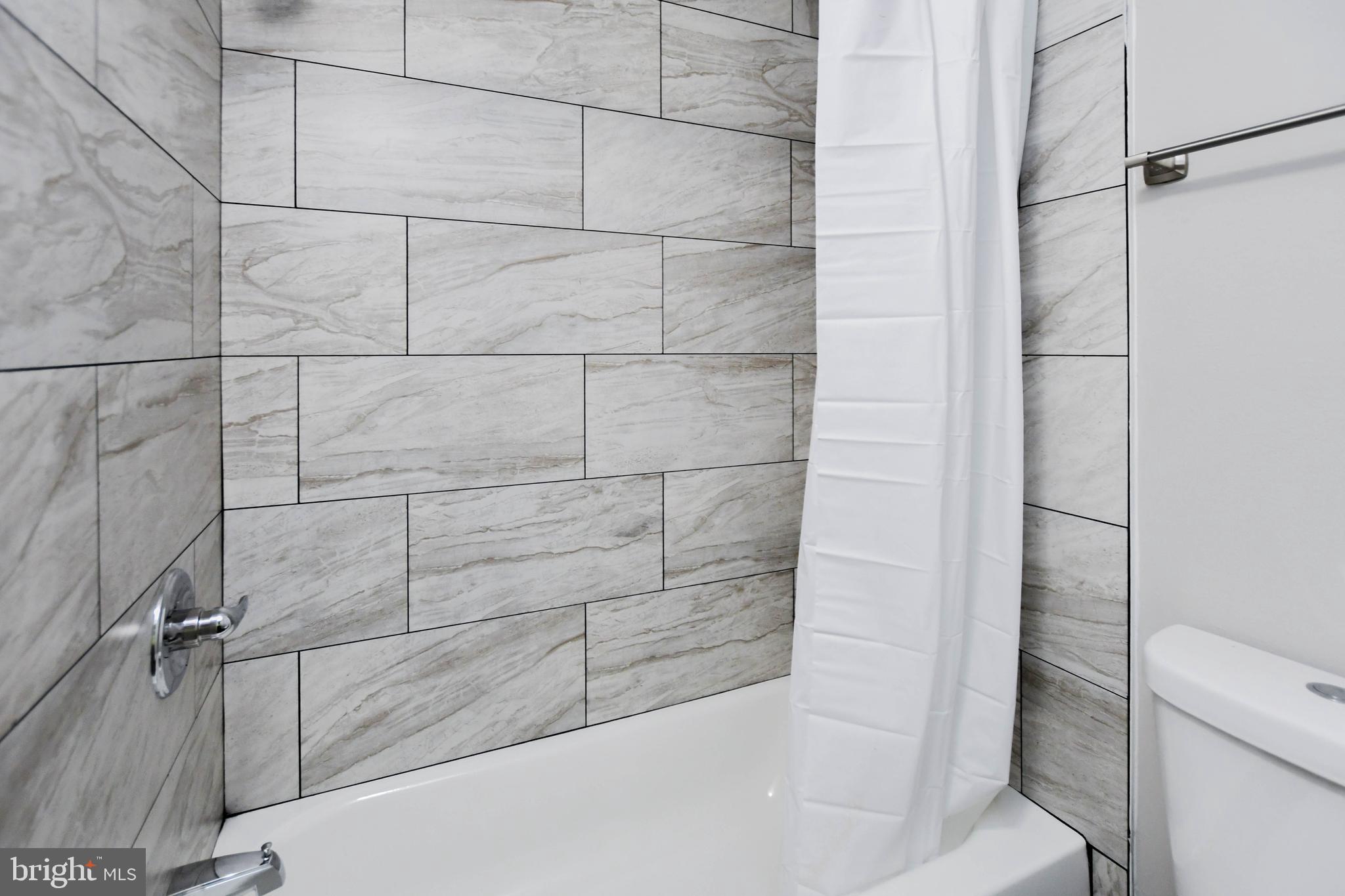 FORESTVILLE PARK - Residential