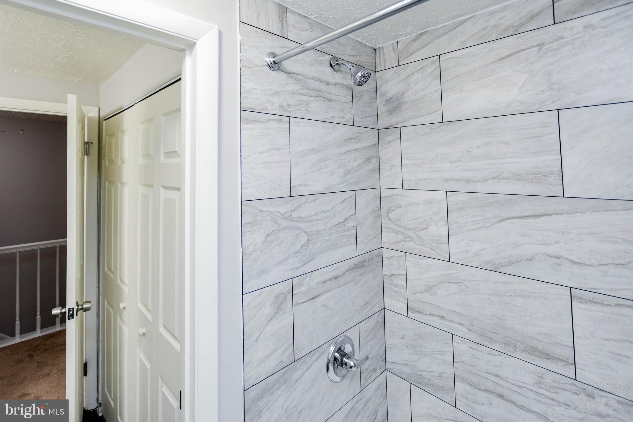 FORESTVILLE PARK - Residential