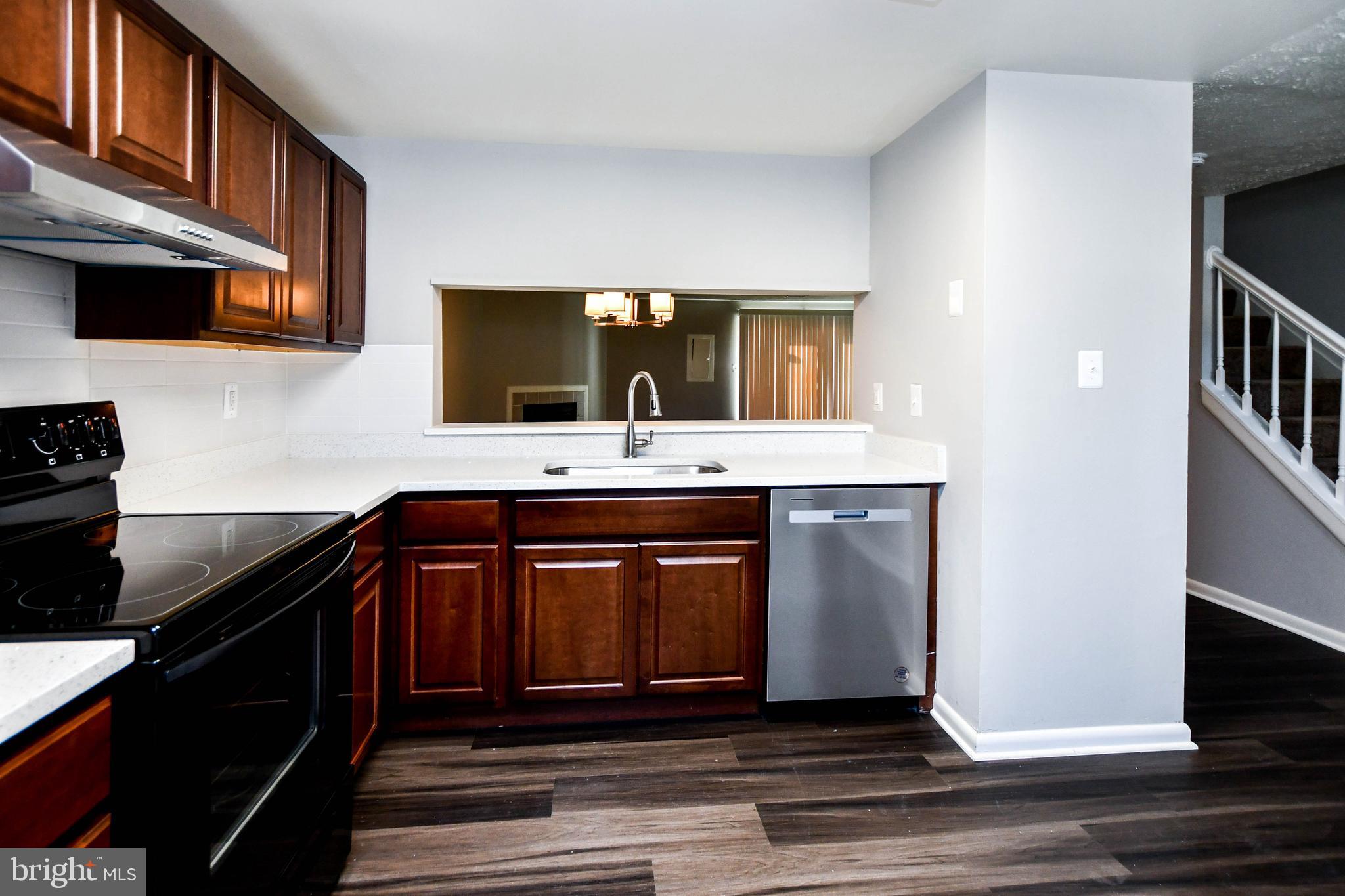 FORESTVILLE PARK - Residential