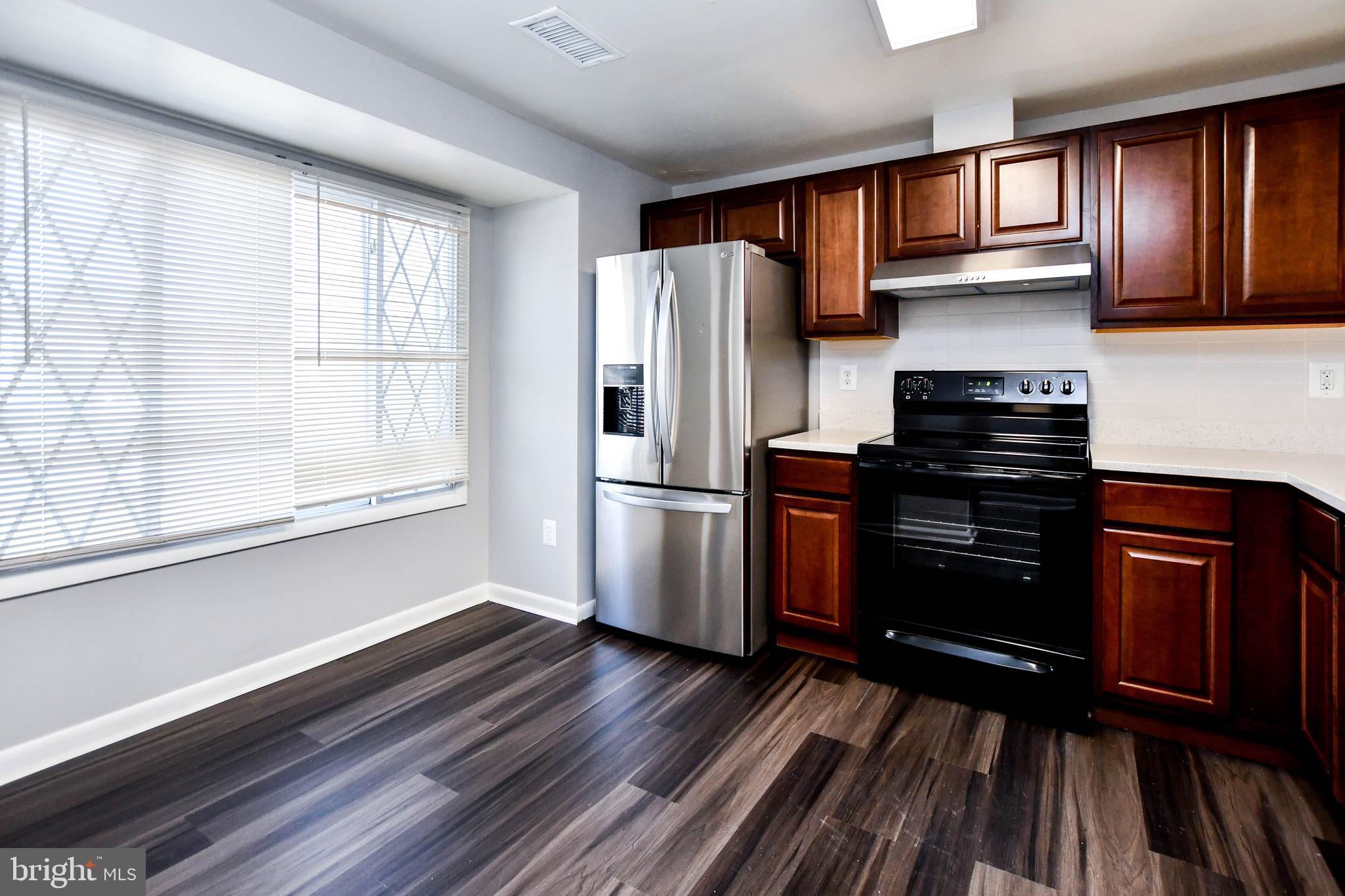 FORESTVILLE PARK - Residential