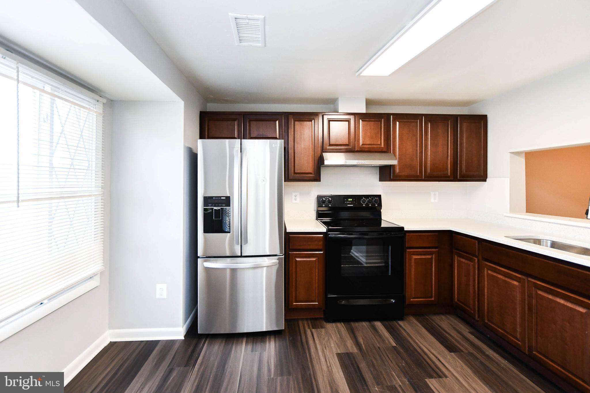 FORESTVILLE PARK - Residential