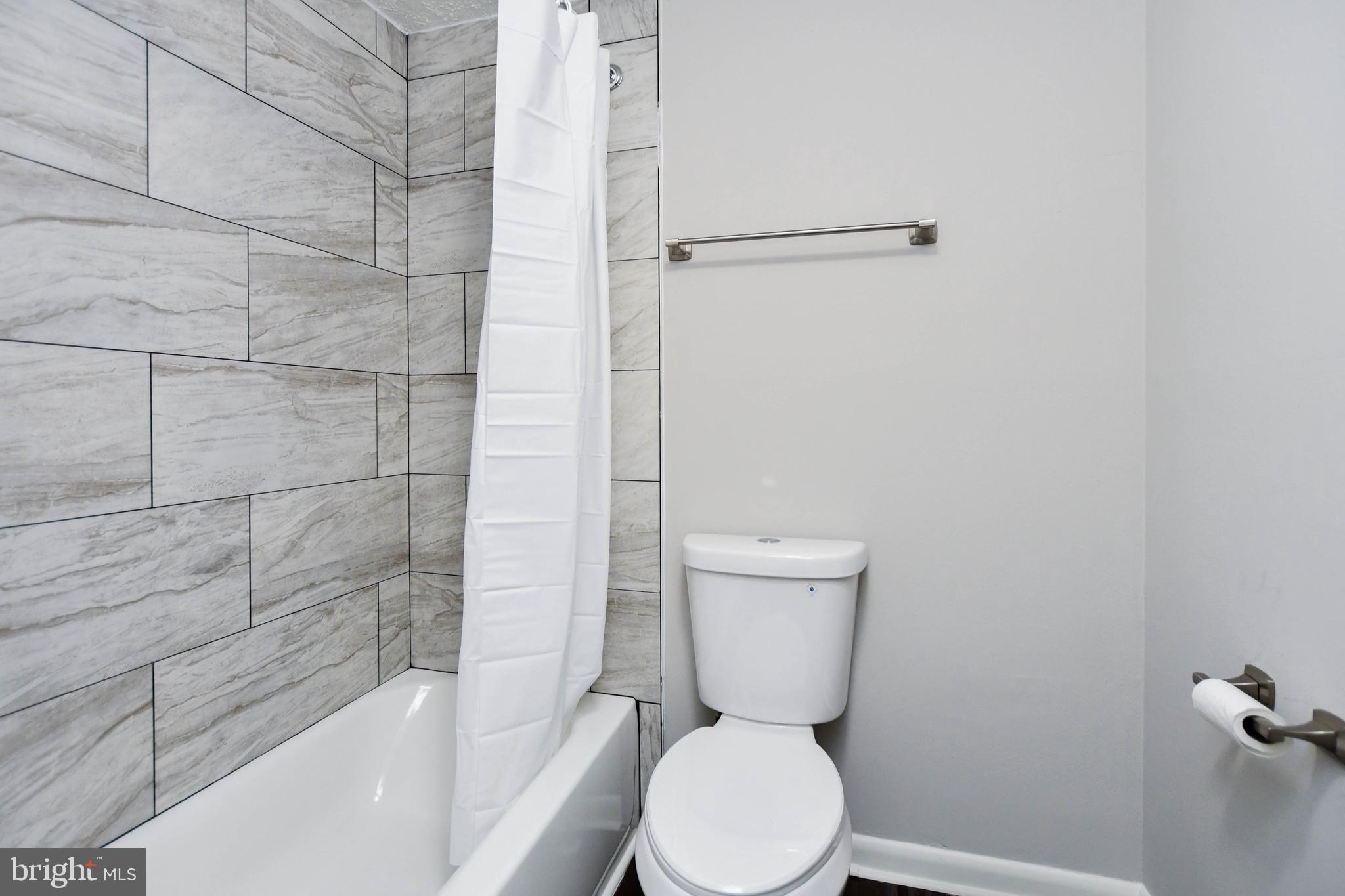 FORESTVILLE PARK - Residential