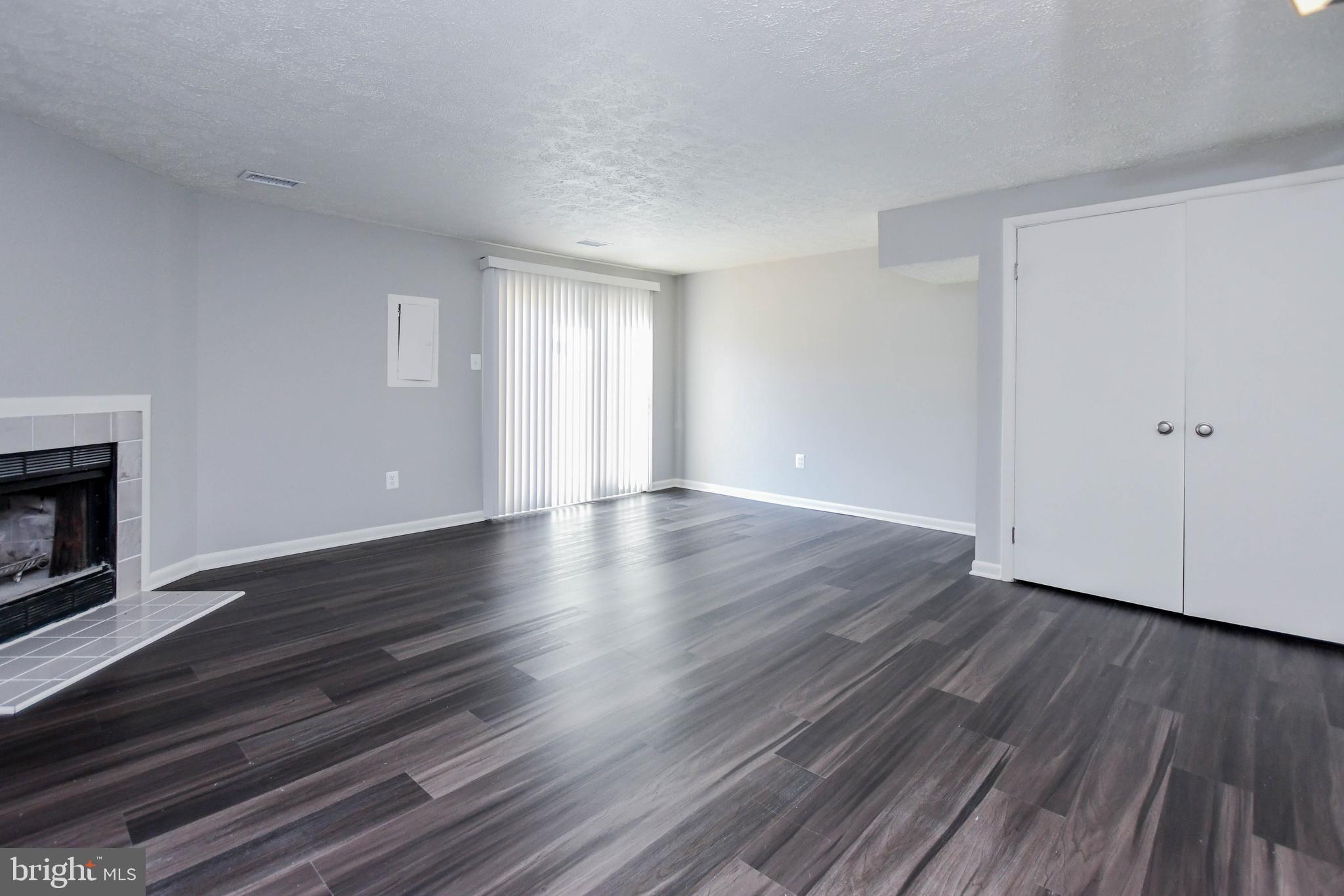 FORESTVILLE PARK - Residential