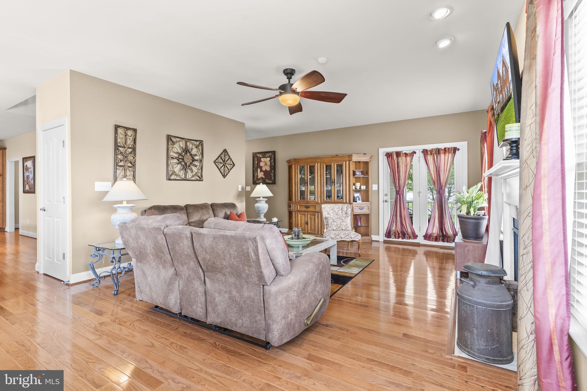 LEONARDS GRANT - Residential