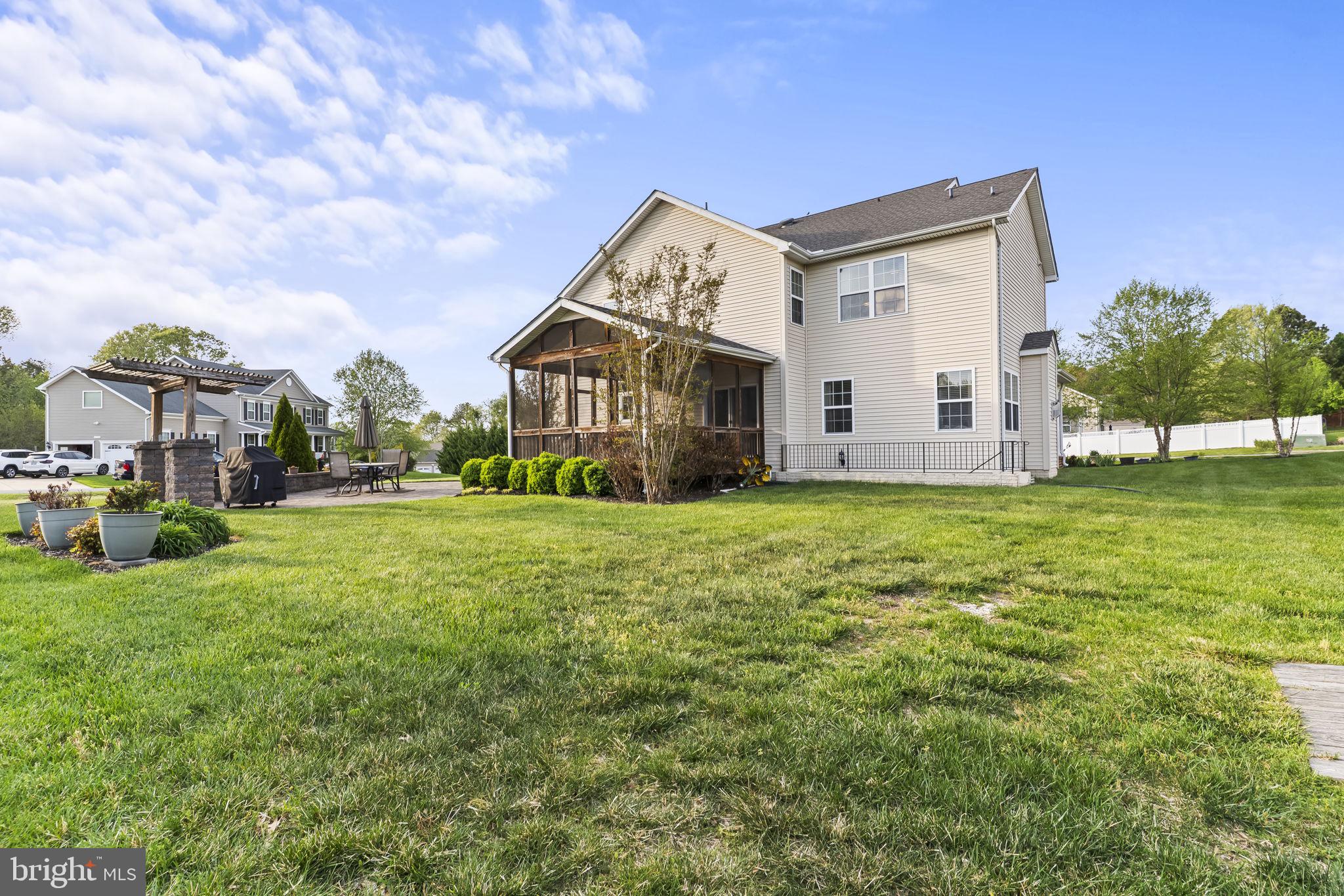 LEONARDS GRANT - Residential