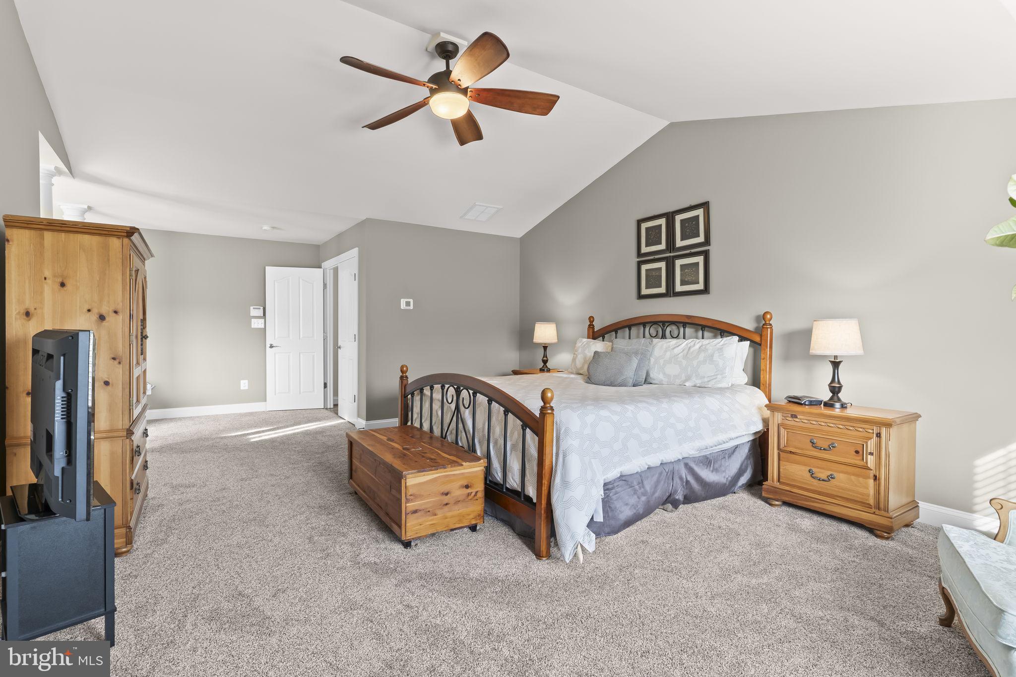 LEONARDS GRANT - Residential