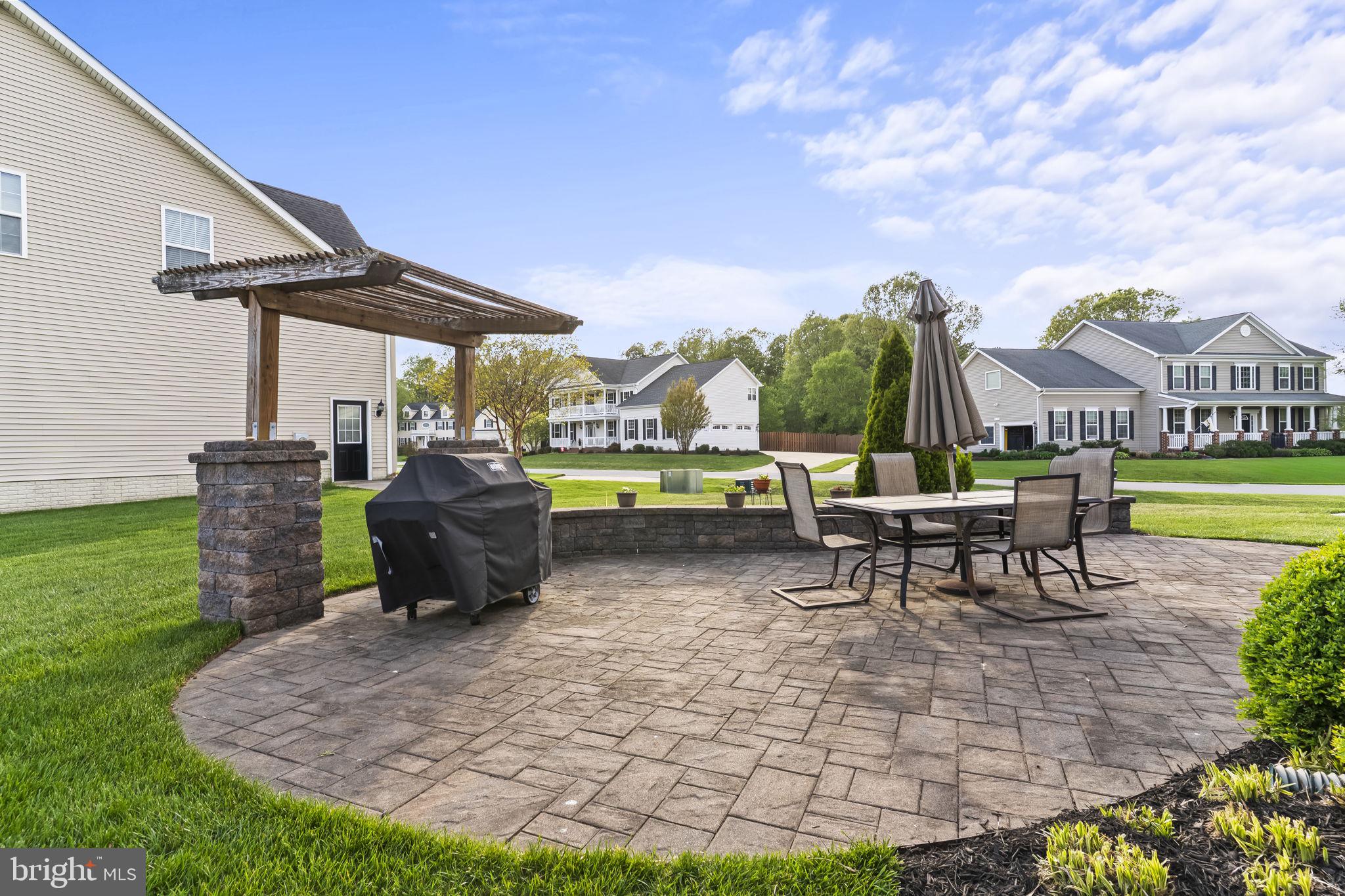 LEONARDS GRANT - Residential