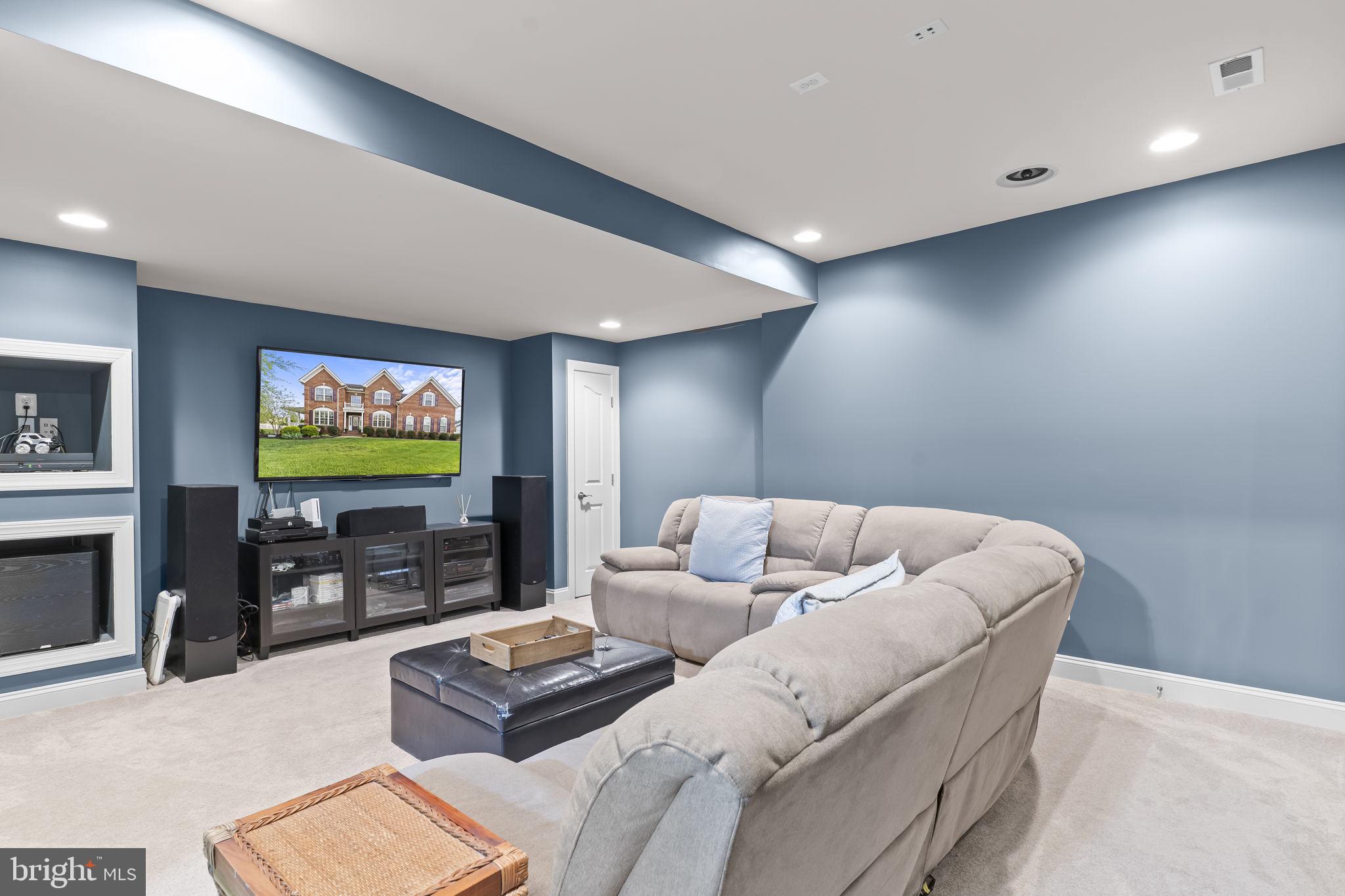 LEONARDS GRANT - Residential