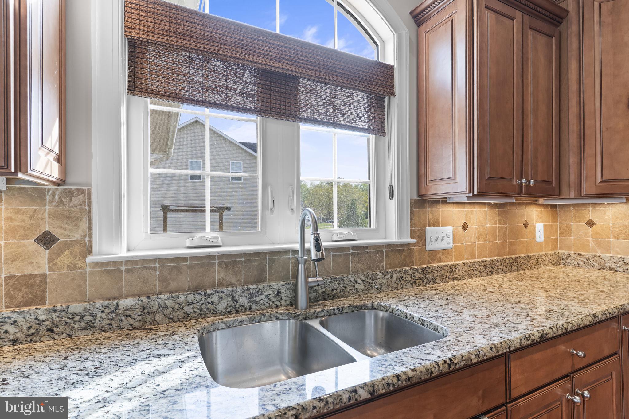 LEONARDS GRANT - Residential