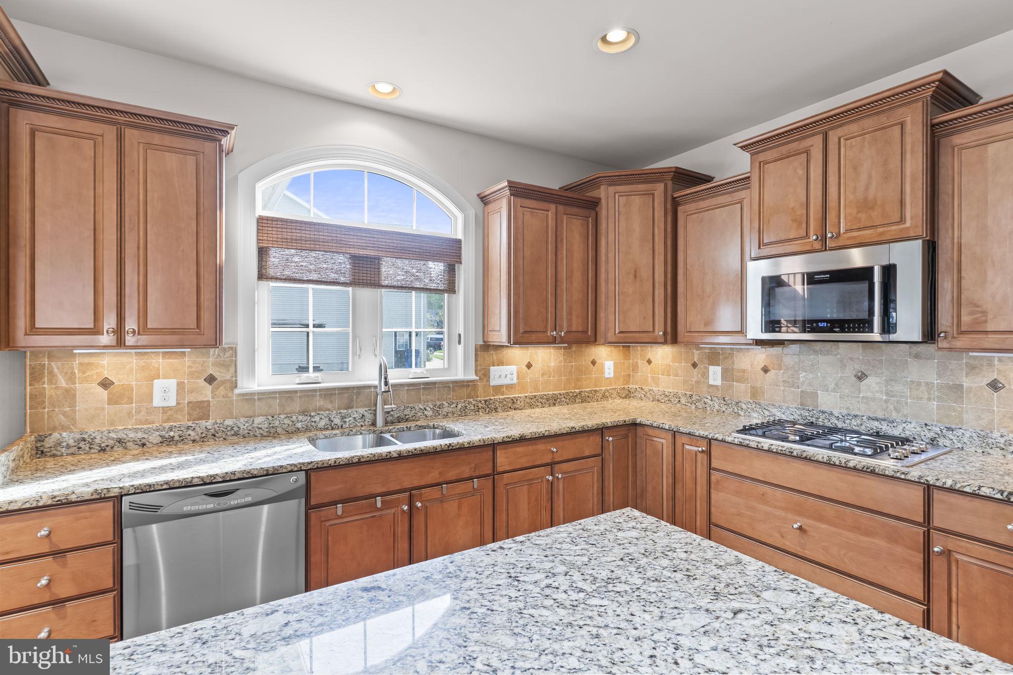 LEONARDS GRANT - Residential