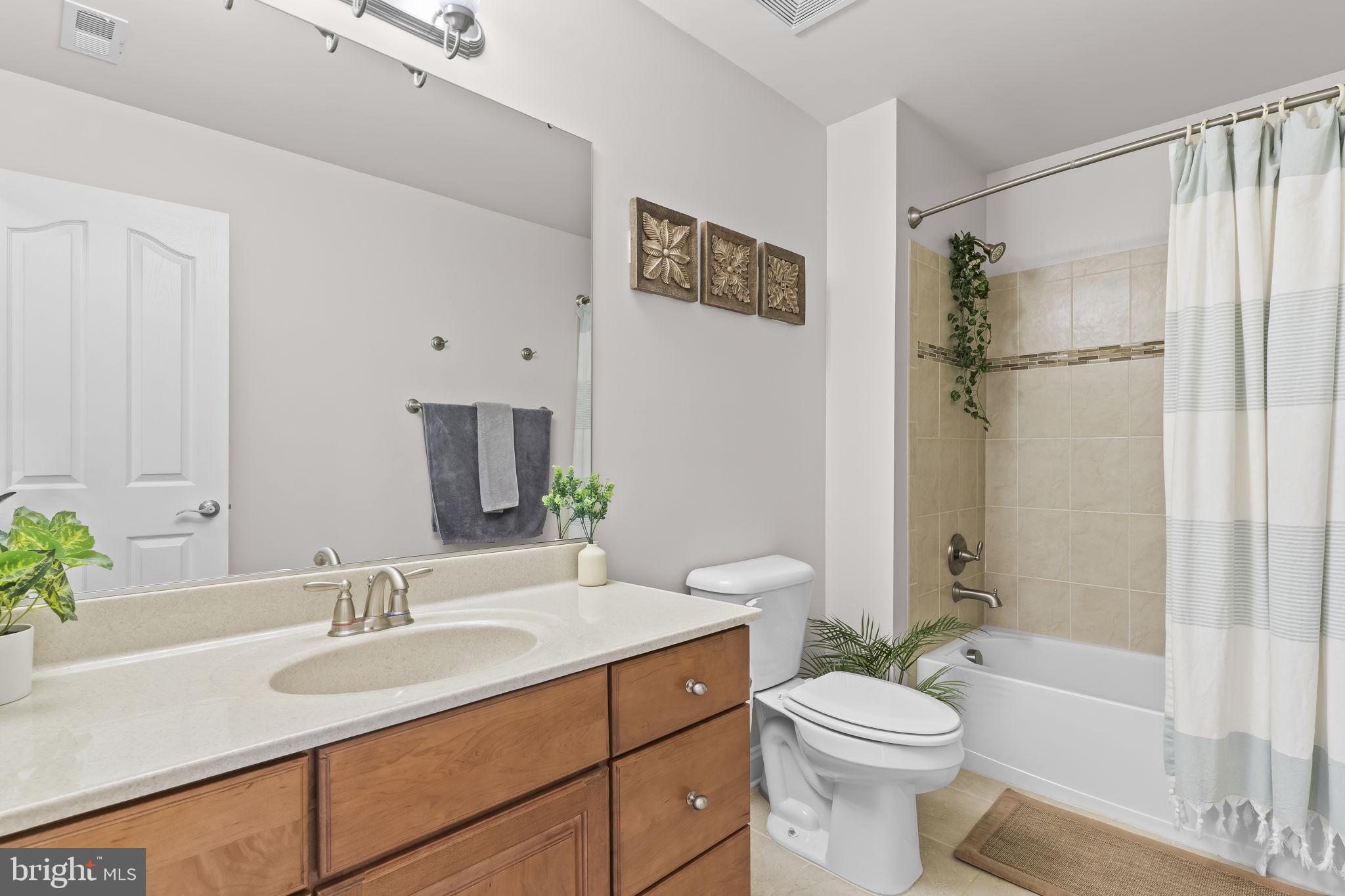 LEONARDS GRANT - Residential