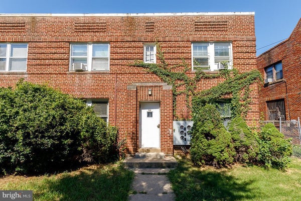 430 MELLON ST SE APT 2, WASHINGTON, DC 20032 - Image 3b486b63cdbb5d385165cda4f80d19cd/2378191816