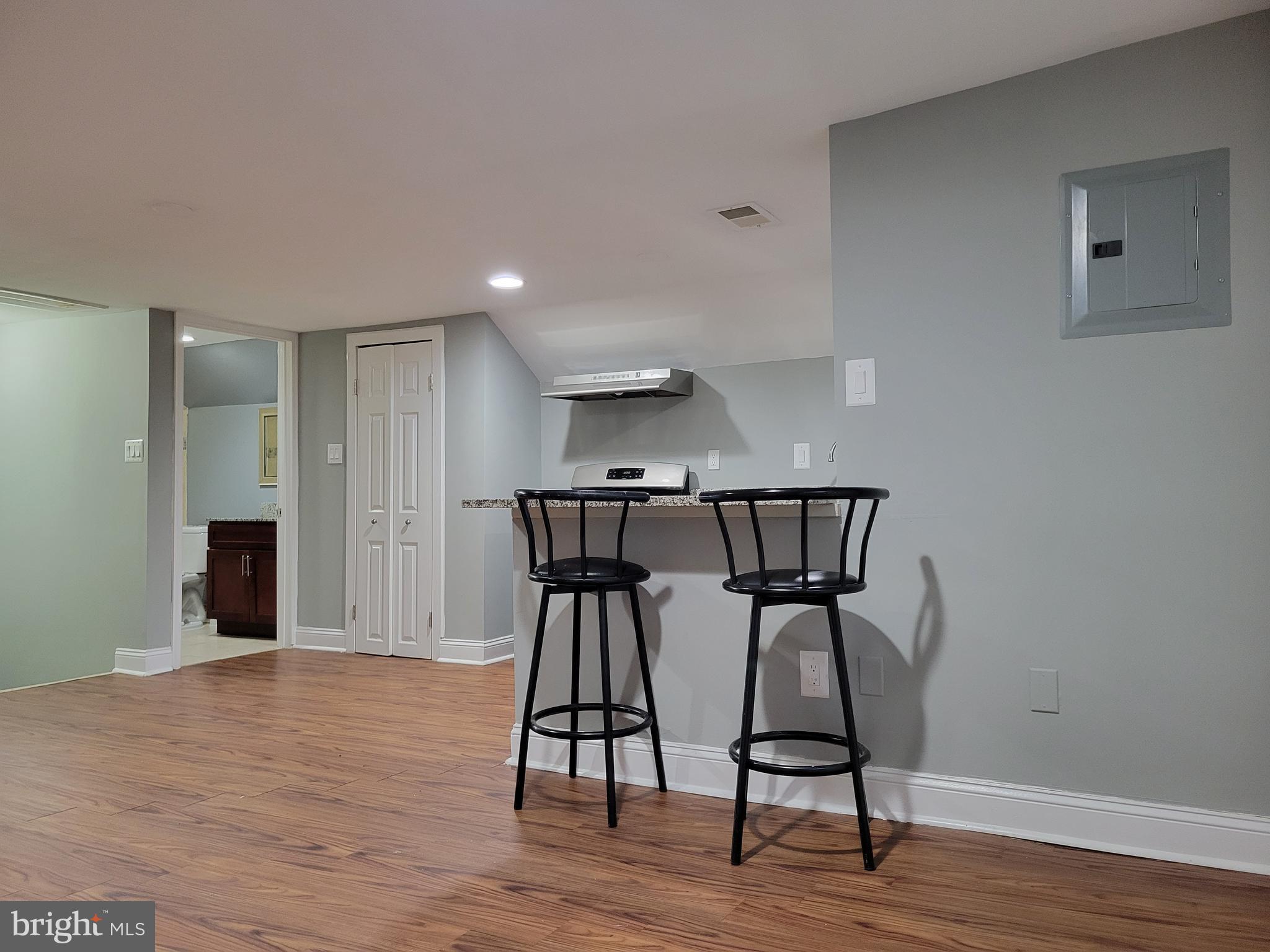 GWYNN OAK - Residential Lease