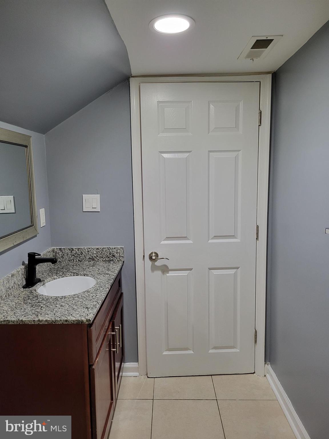 GWYNN OAK - Residential Lease