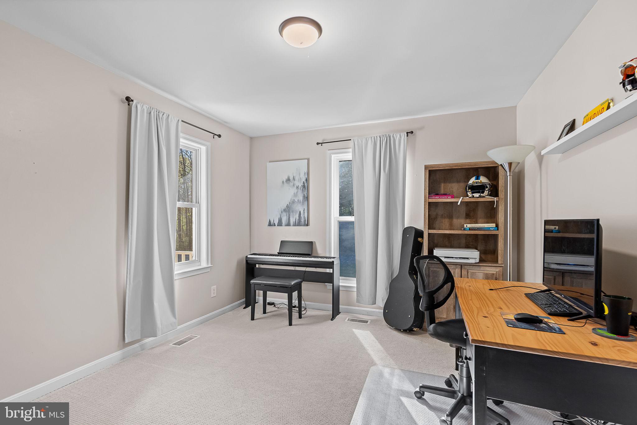 SPRING CREEK - Residential