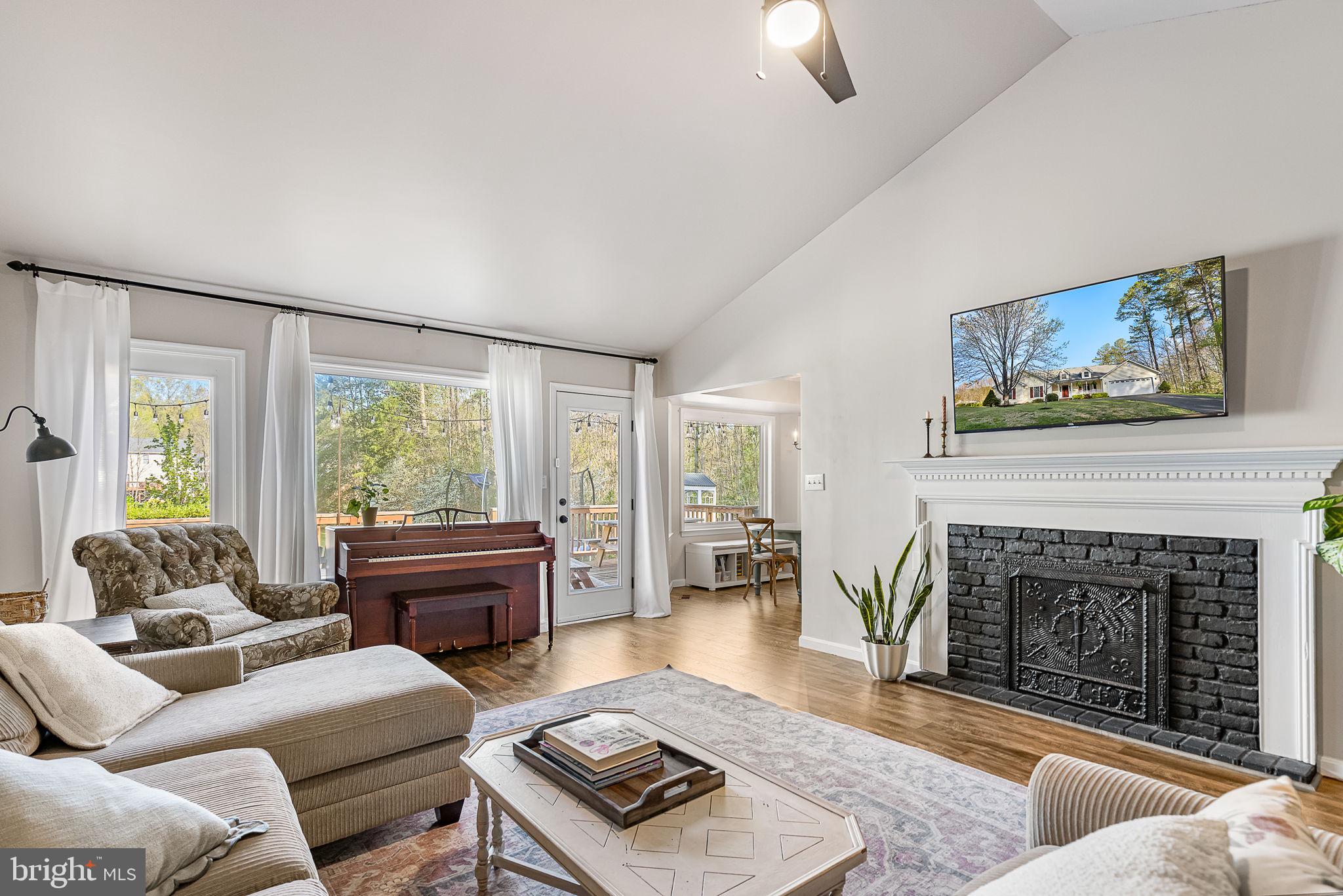 SPRING CREEK - Residential