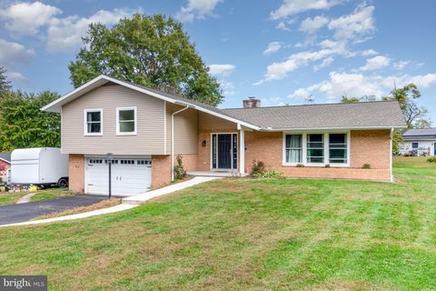 729 HILLTOP LANE HERSHEY PA 17033