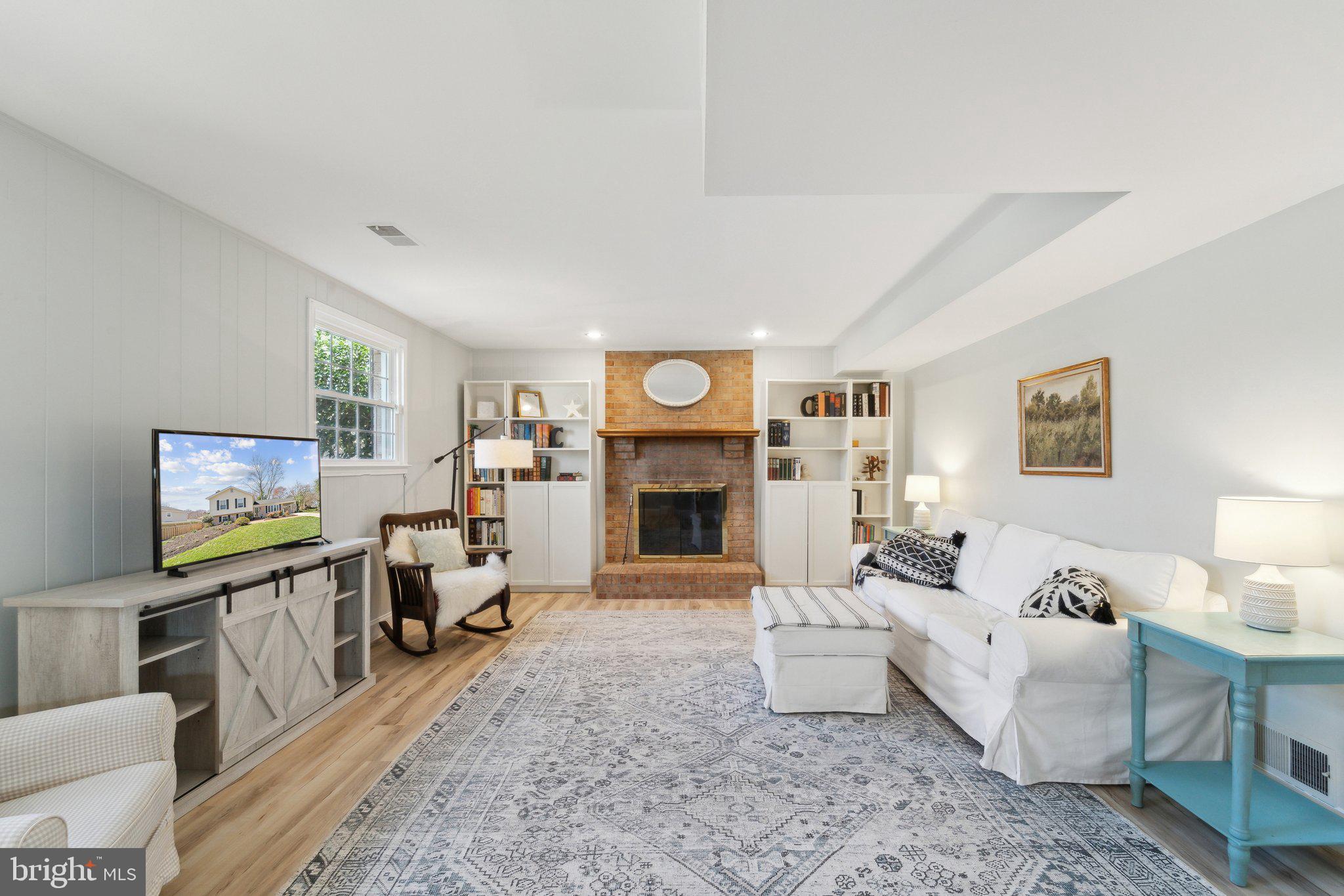 STRATFORD ON THE POTOMAC - Residential