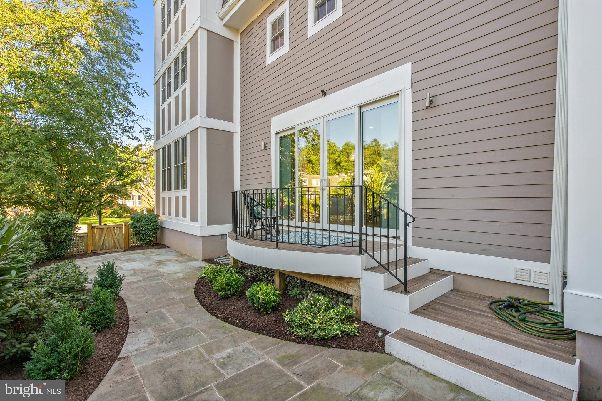 BURLEITH - Residential