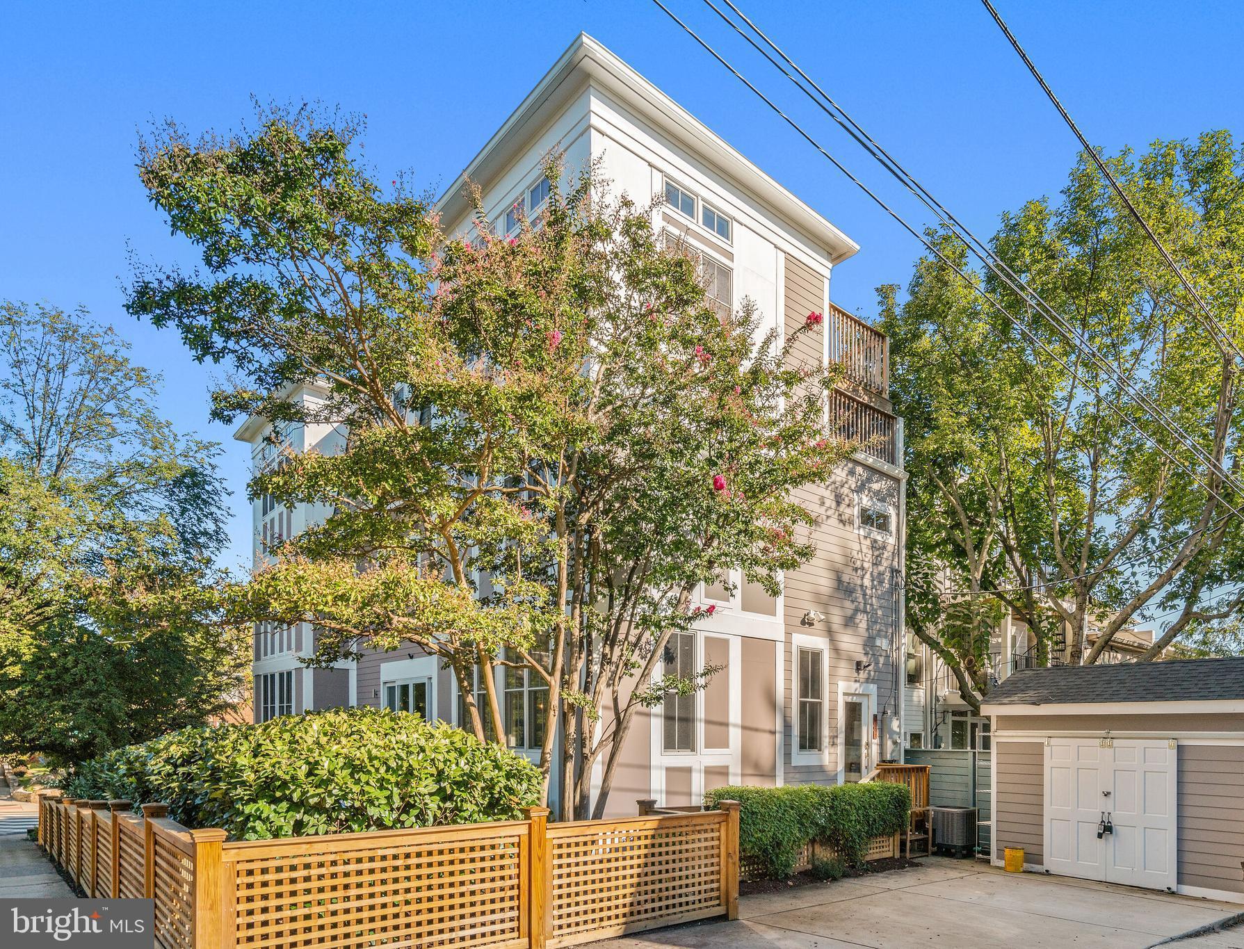 BURLEITH - Residential