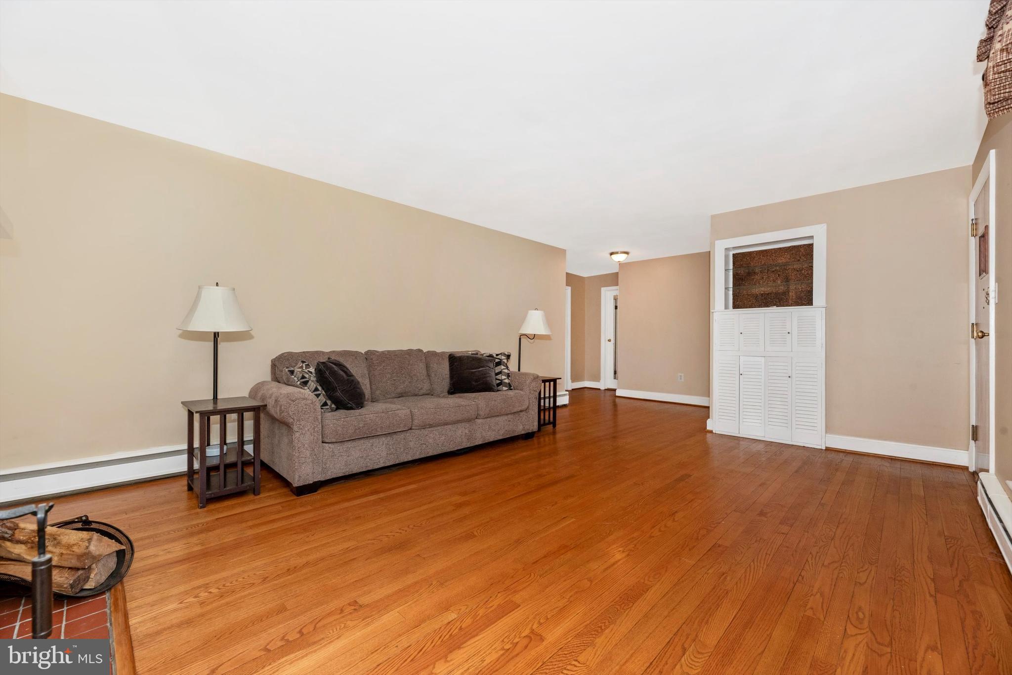 MIDDLETOWN - Residential