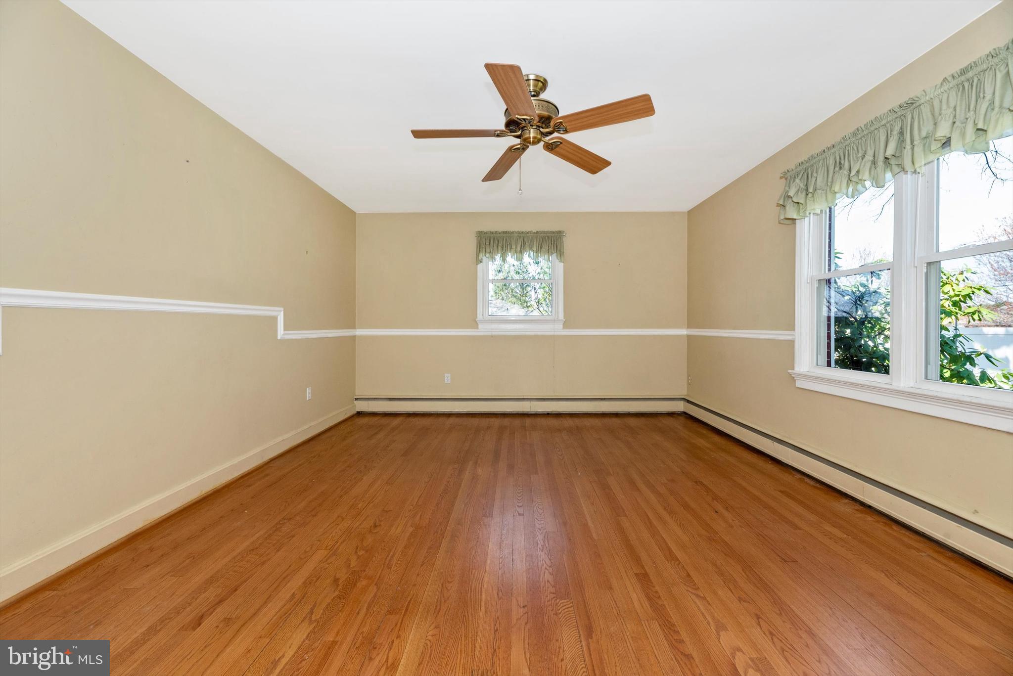 MIDDLETOWN - Residential