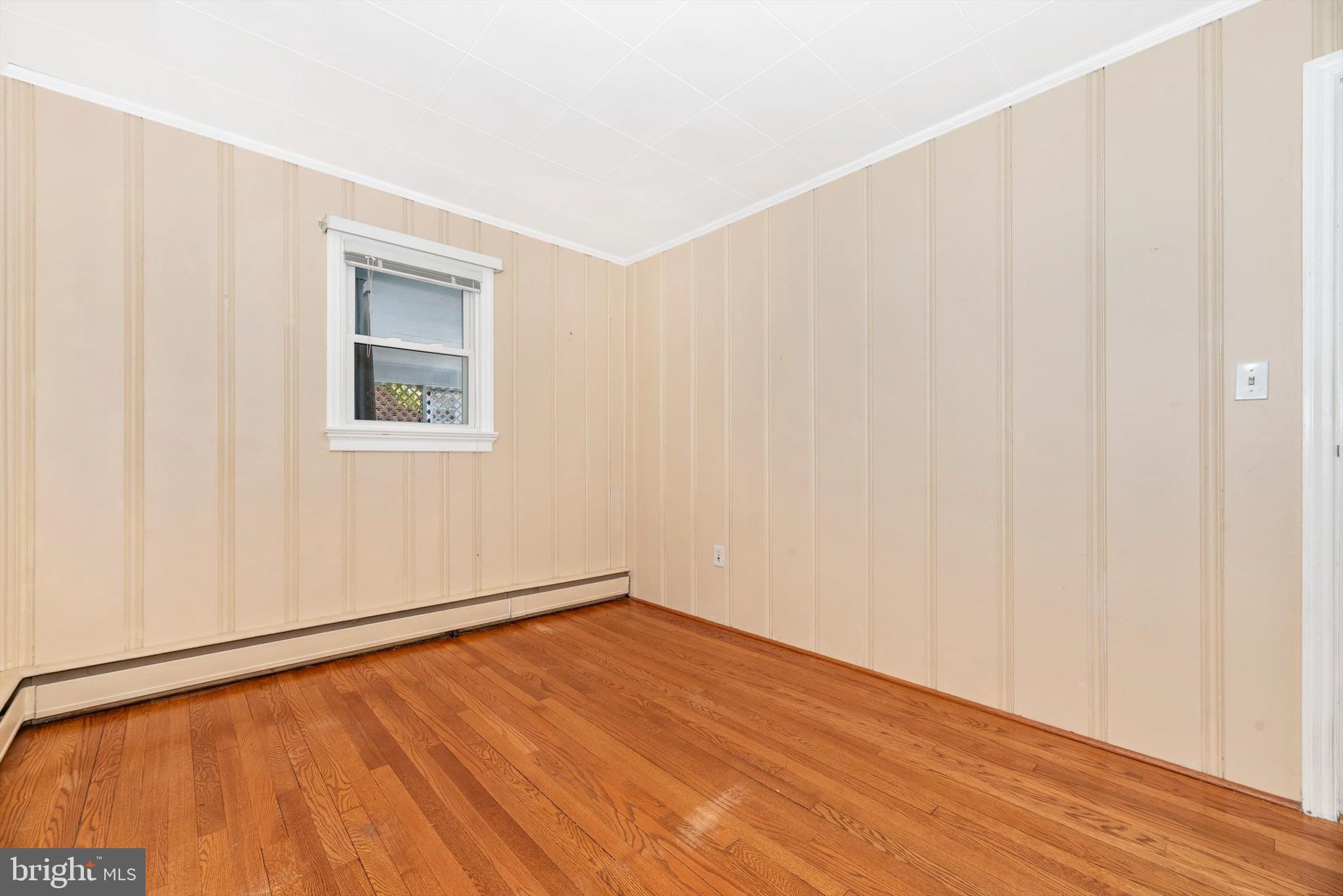 MIDDLETOWN - Residential