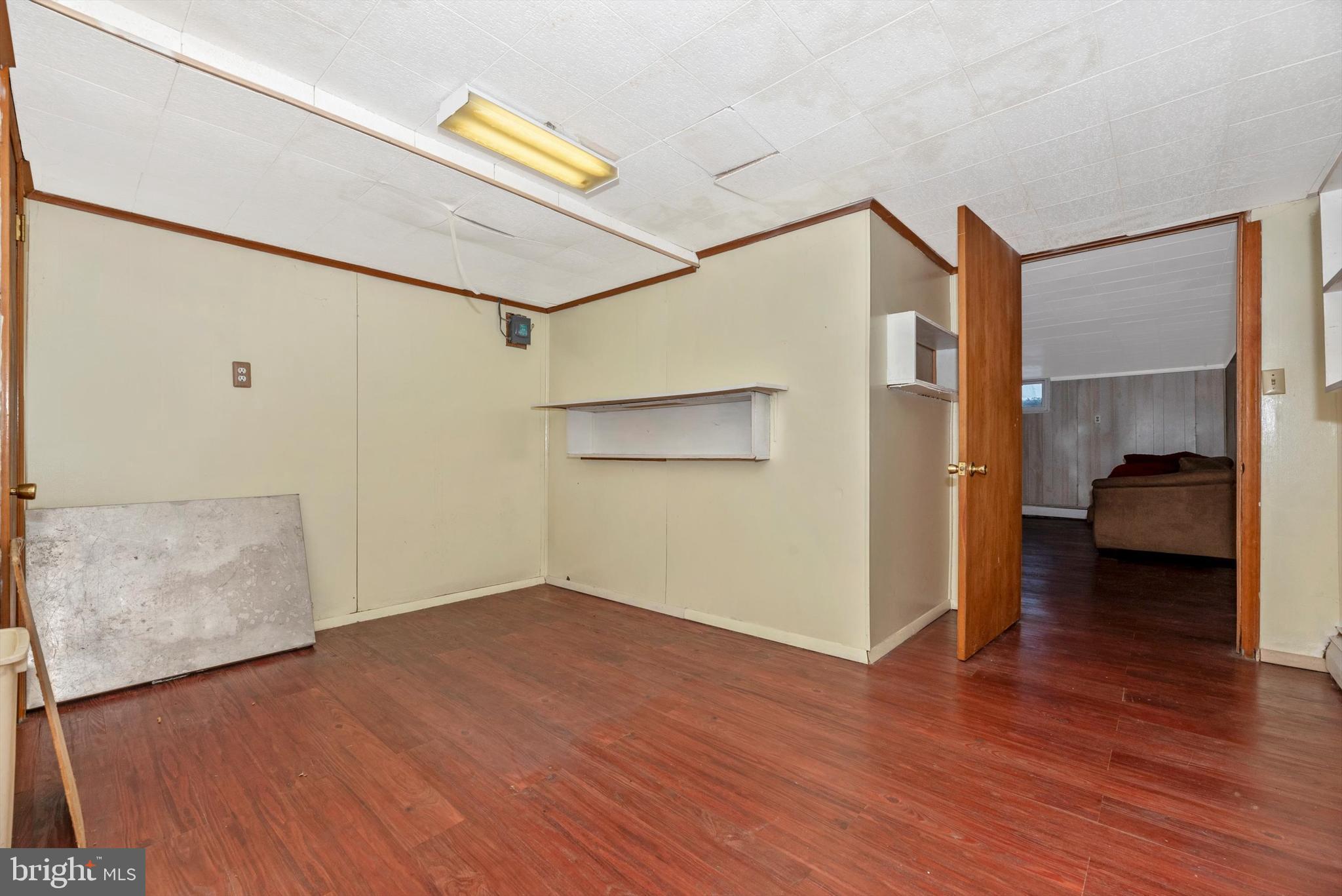 MIDDLETOWN - Residential