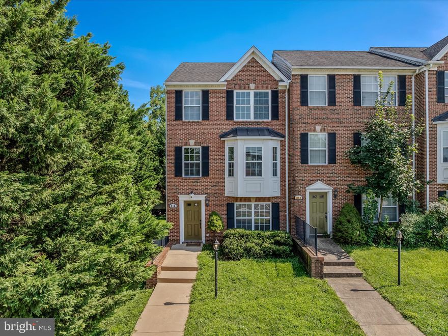 Beautifully Renovated Home in Prime Ranson and Chrles Town Location!
Welcome to 316 E 5th Ave – a stunning 2025 remodel that blends modern upgrades with everyday convenience. This luxurious 3 story townhouse has 3 bedrooms,2 & 1/2 bathrooms, 1 car garage. Open-floored with upgraded cabinetry, granite countertop, and upgraded stainless steel appliances. Beautiful hard surfaced flooring and a lot more upgrades. This home is located in Jefferson County, 30 minutes from Leesburg, and 5 minutes to MARC Train for easy transportation. 

 Don’t miss your chance to rent this beautifully updated property in the heart of Ranson and Charles Town!