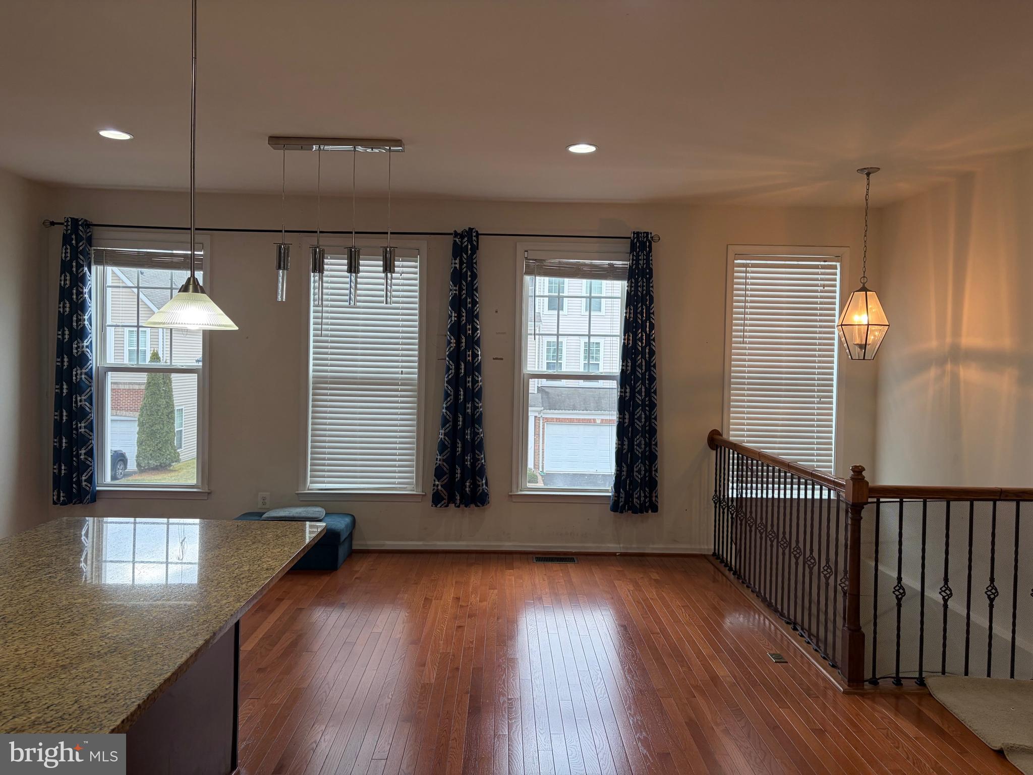 STONE RIDGE SOUTH - Residential Lease