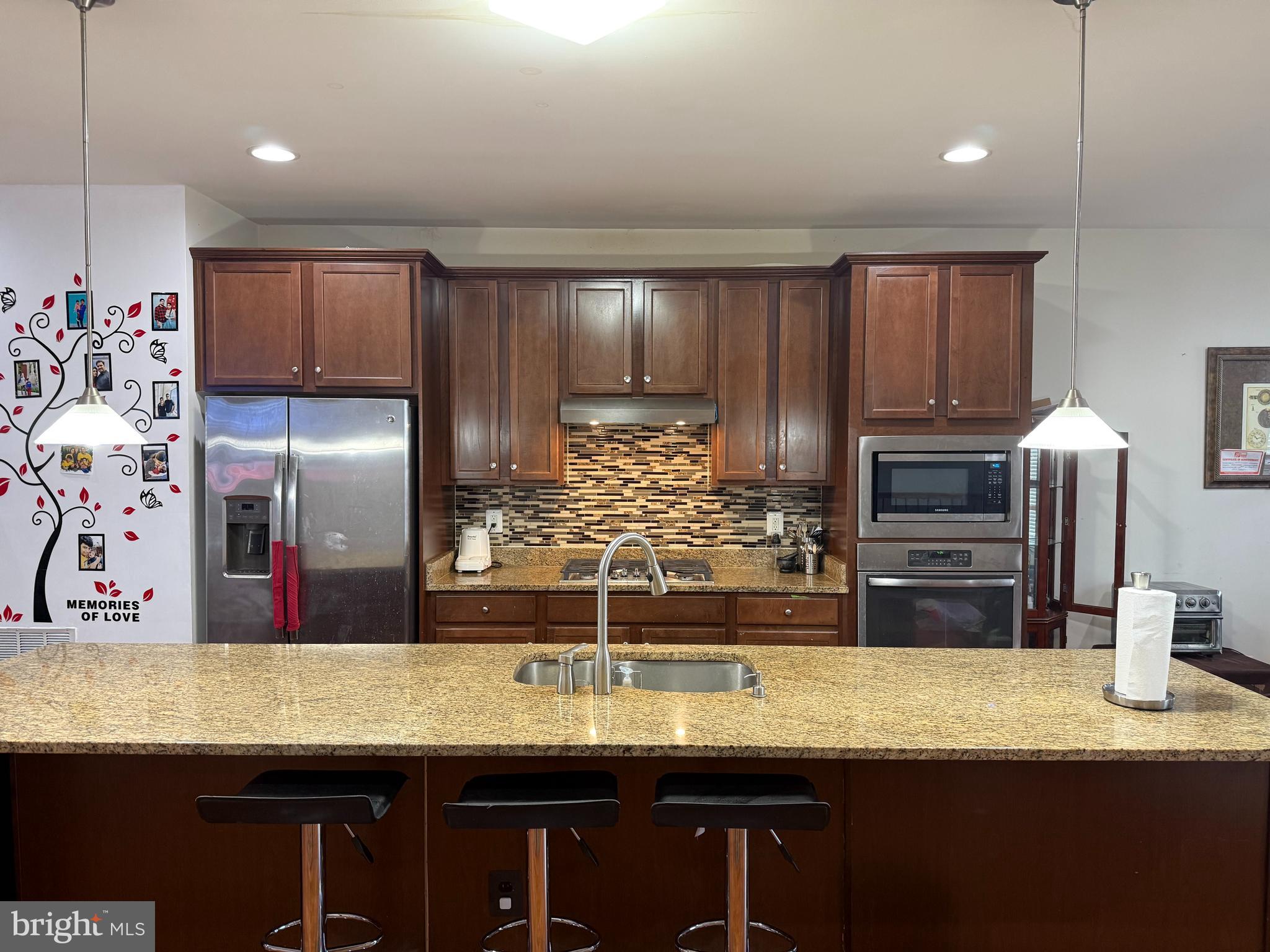 41840 DIABASE SQUARE