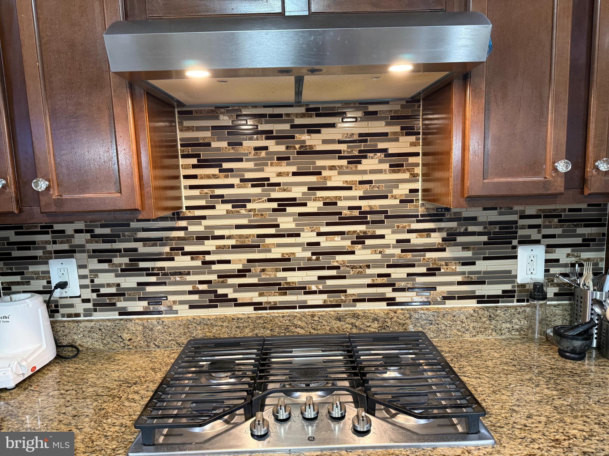 41840 DIABASE SQUARE