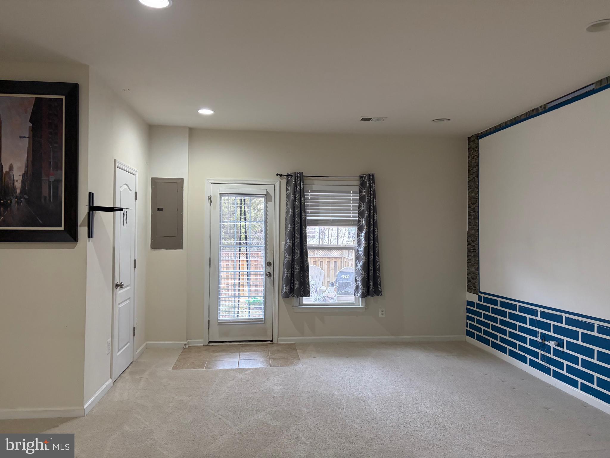 STONE RIDGE SOUTH - Residential Lease