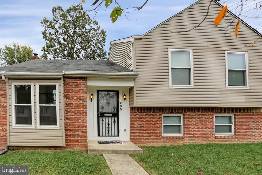 MULTIPLE OFFER SITUATION. ALL OFFERS DUE 10/18/21 AT 6:30PM. Welcome to this lovely 3 bed/2 full bath split foyer in beautiful, tree-lined Goldentree. Entrance level has large living/family room. The lower level has ample entertainment, recreation and storage space. The upper level has kitchen, separate dining area and the bedrooms, including a bathroom in the primary. There’s even a 2-car driveway. House is priced just right for your updates and renovations. House in great condition. AS-IS