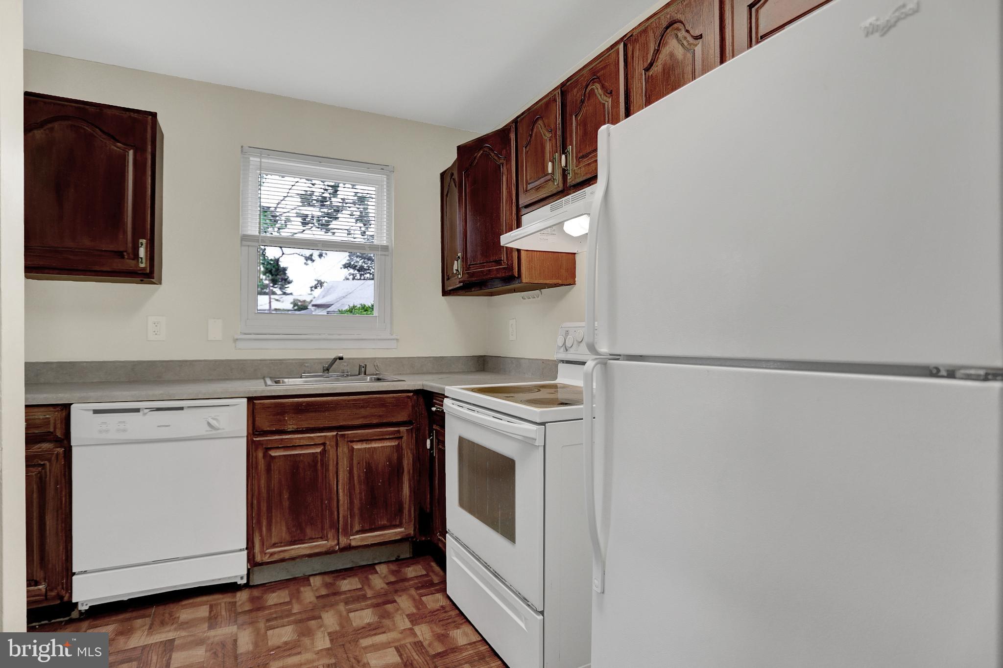 GOLDENTREE - Residential