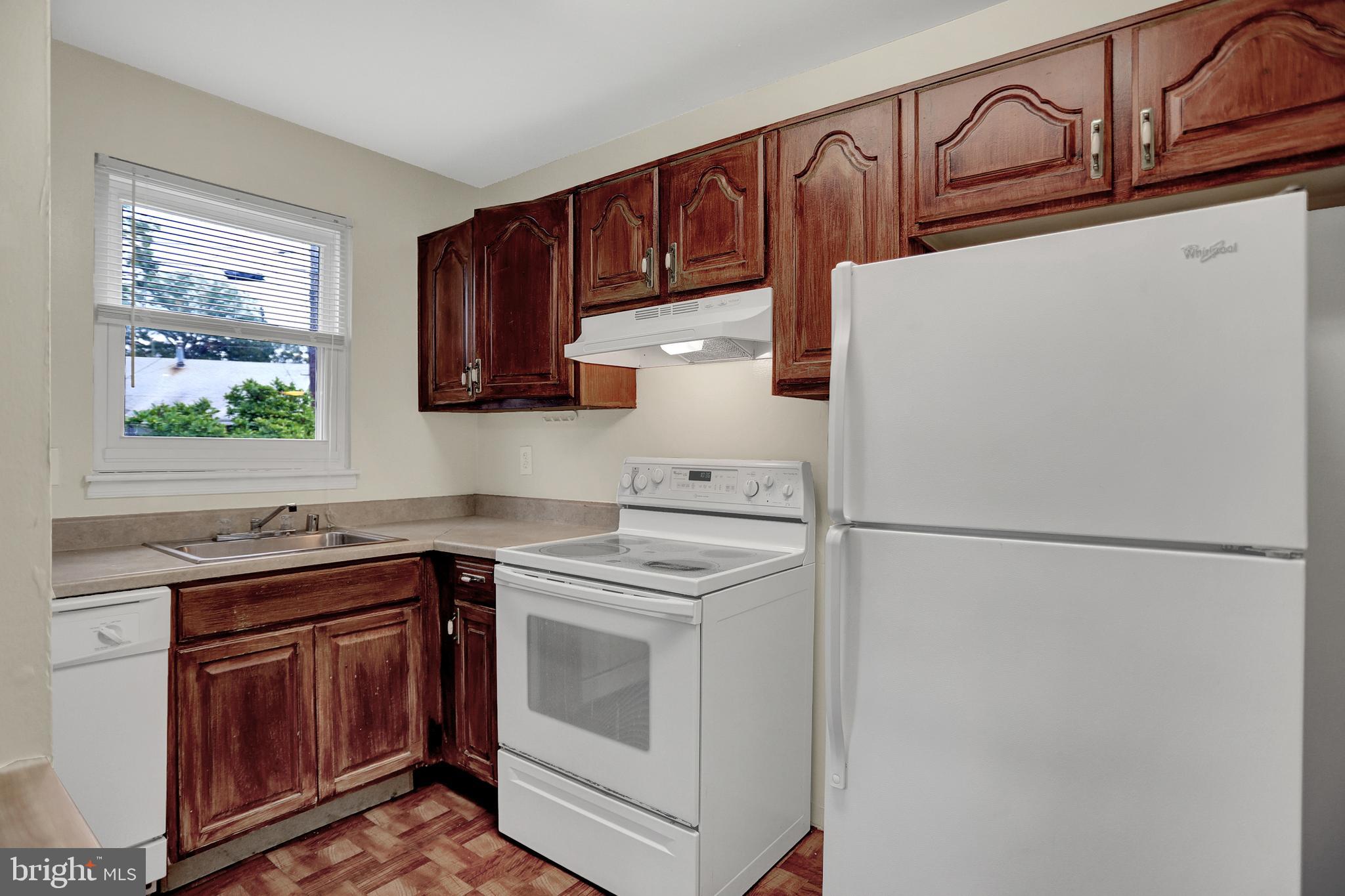 GOLDENTREE - Residential