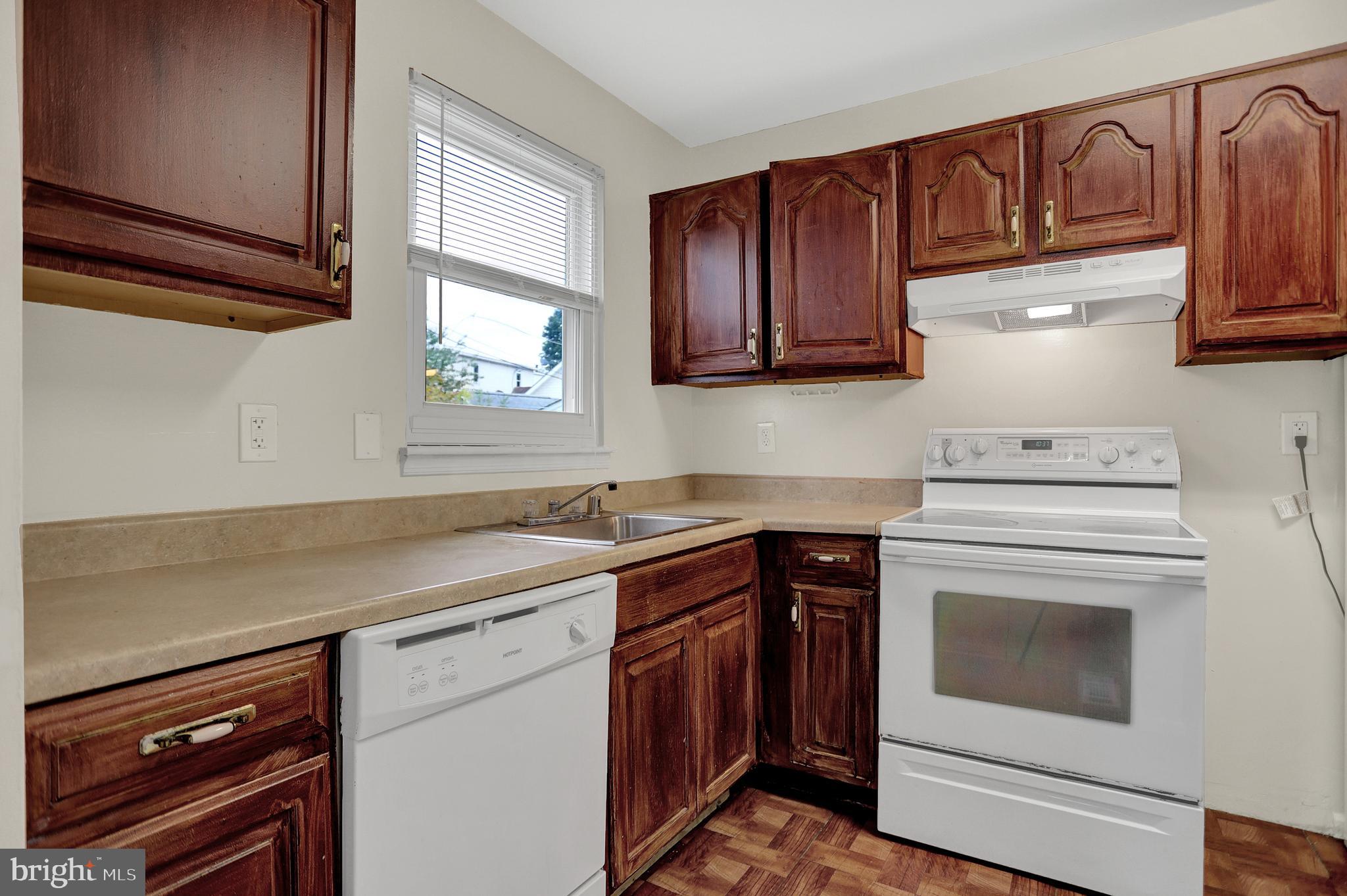 GOLDENTREE - Residential