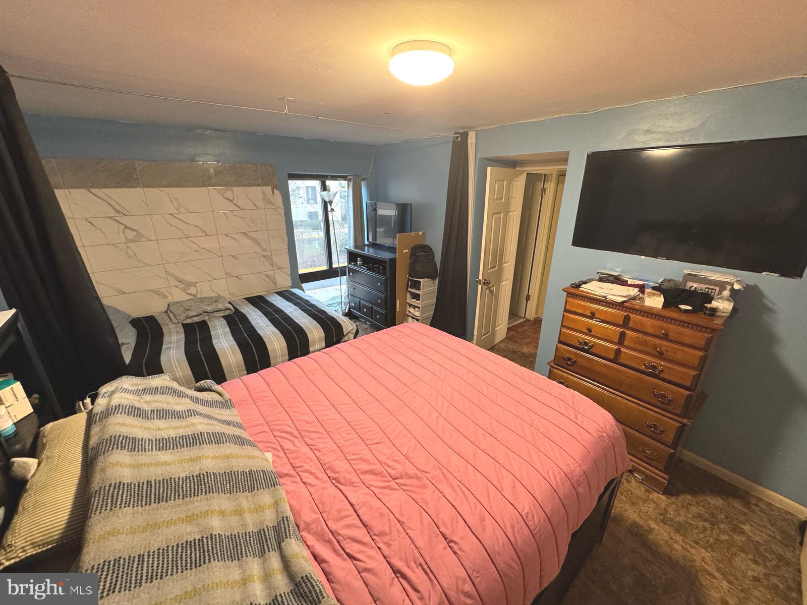 6133 LEESBURG PIKE 201