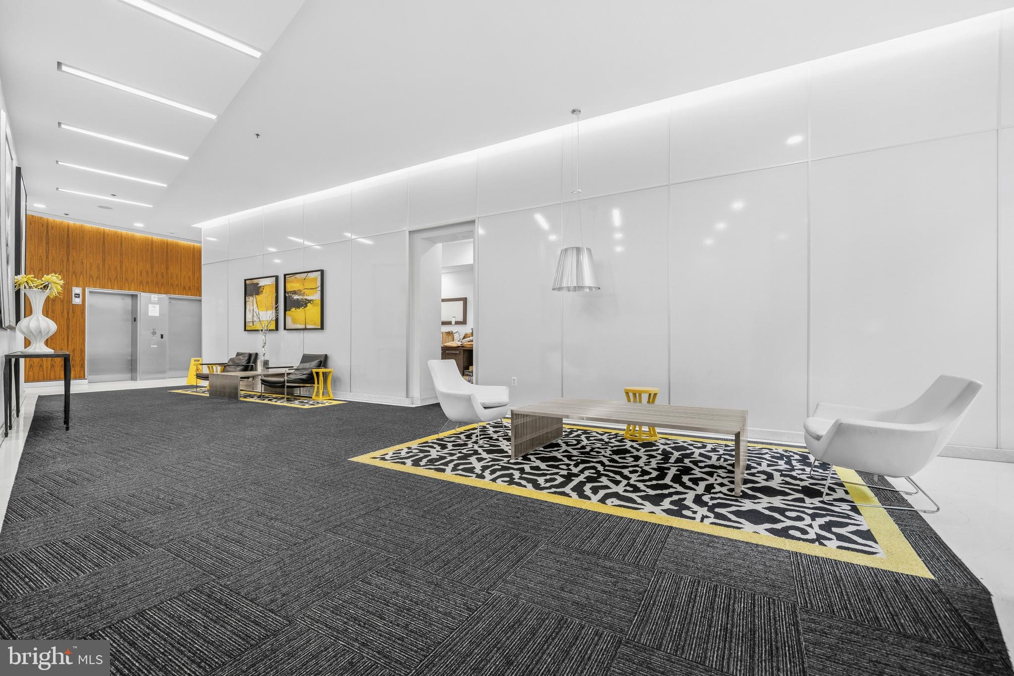 ONE INDEPENDENCE PLAZA - Residential