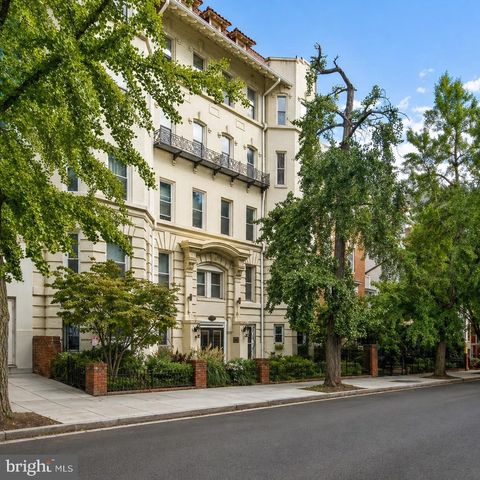 Photo of 1831 Belmont Road NW #203, WASHINGTON, DC 20009 (MLS # DCDC2257568)