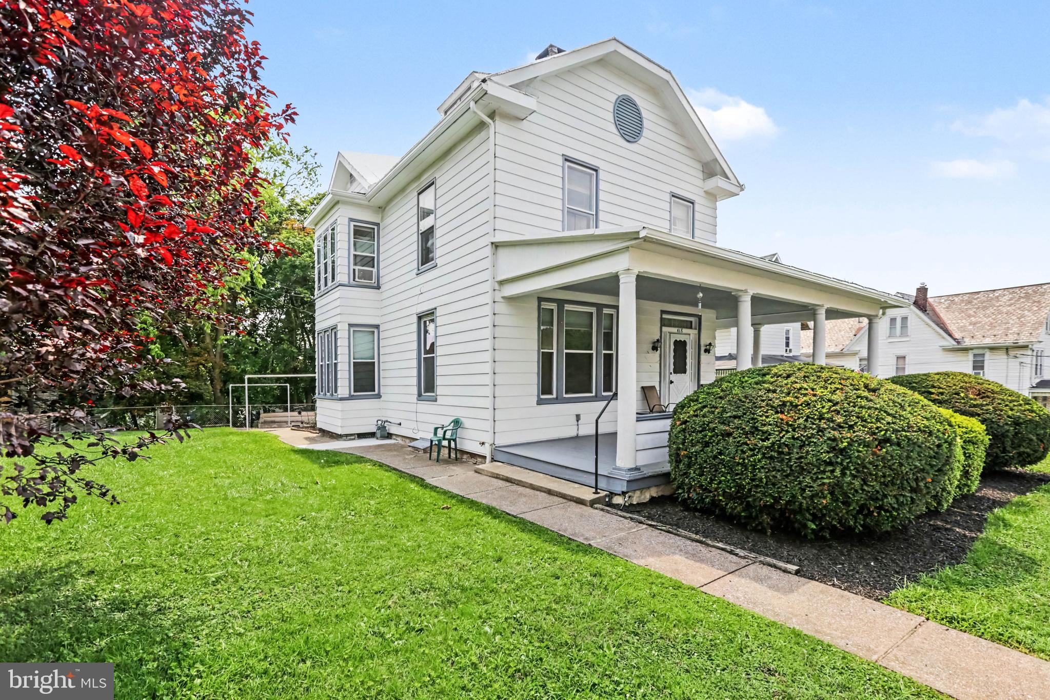 418 N 3RD STREET