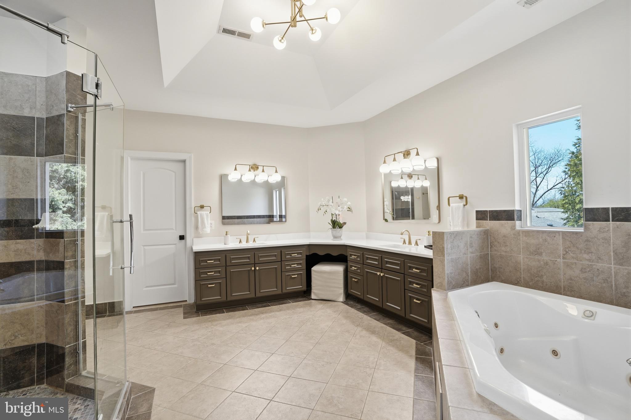 DUNN LORING GARDENS - Residential