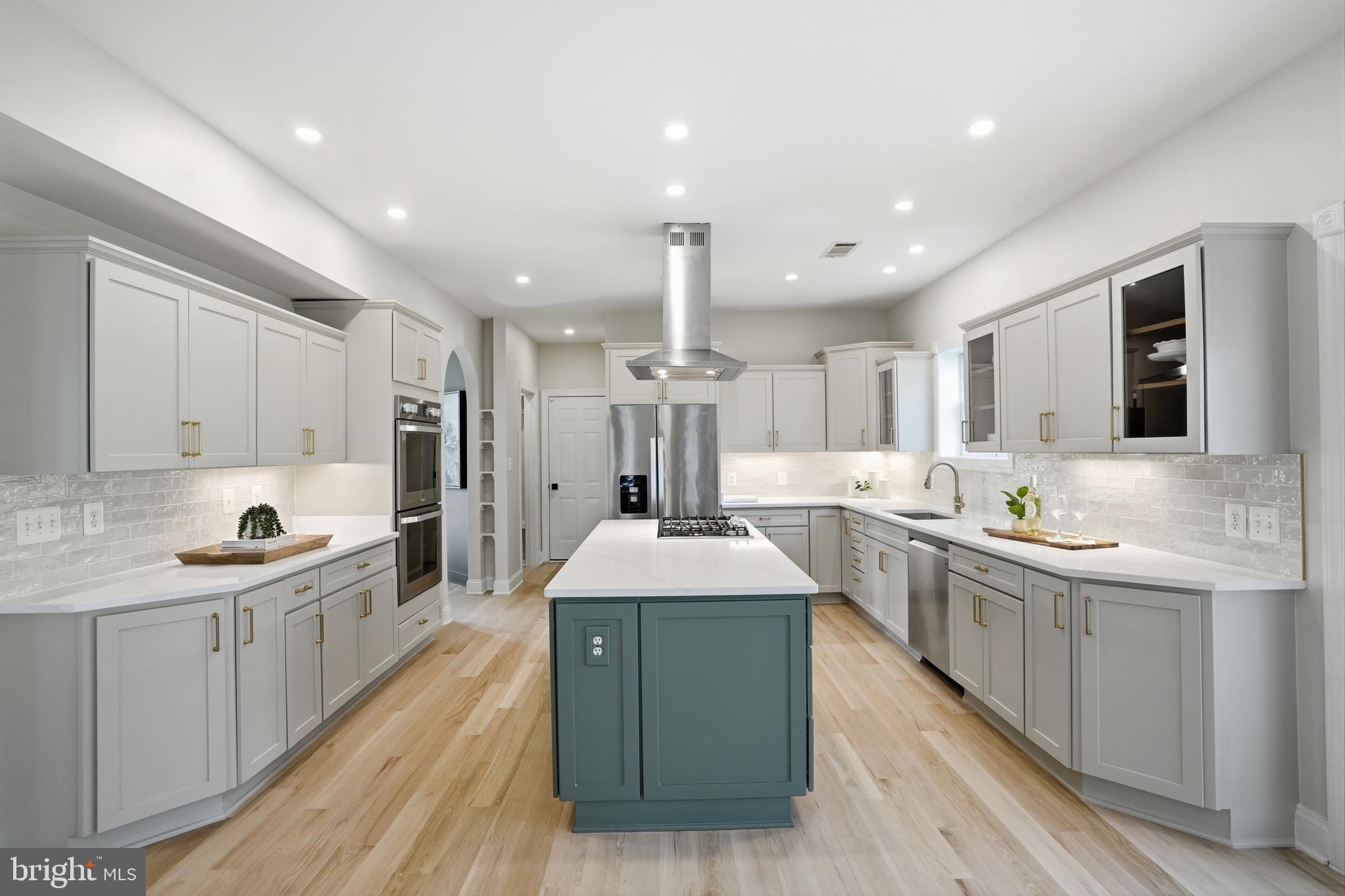 DUNN LORING GARDENS - Residential