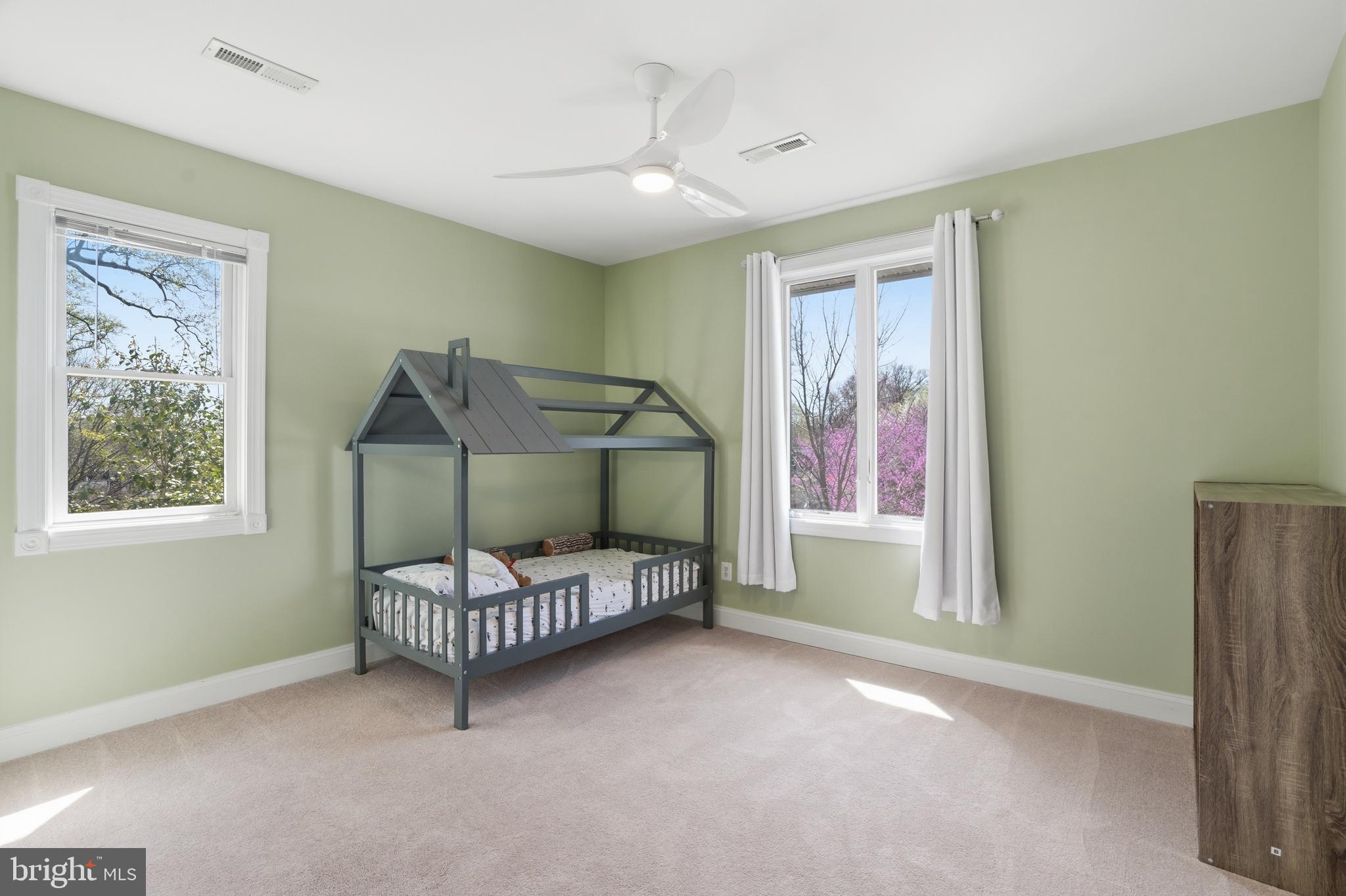 DUNN LORING GARDENS - Residential