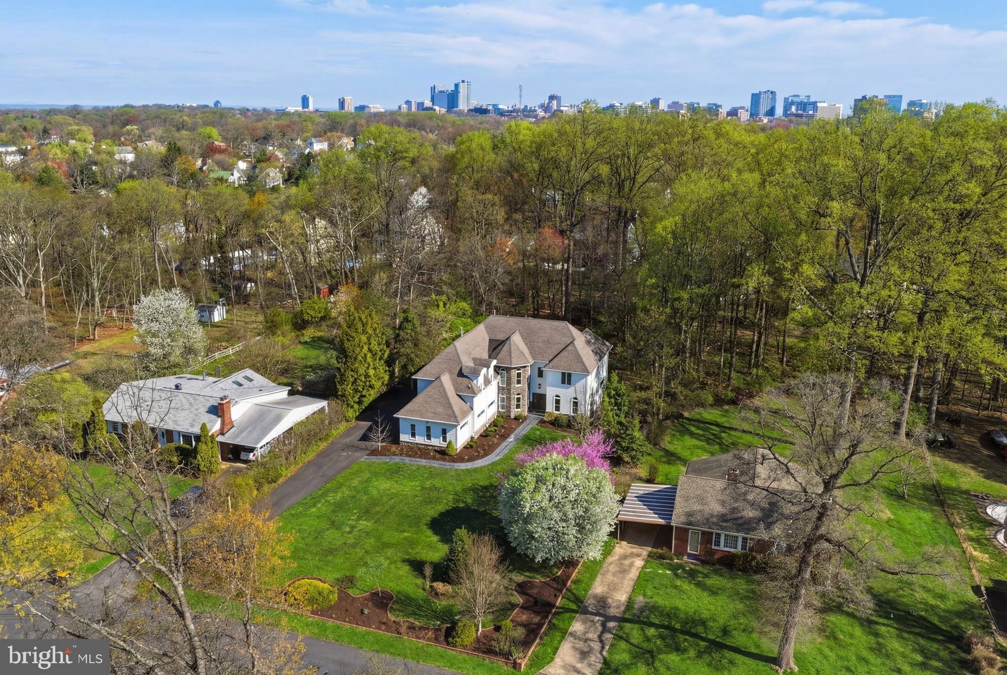 DUNN LORING GARDENS - Residential
