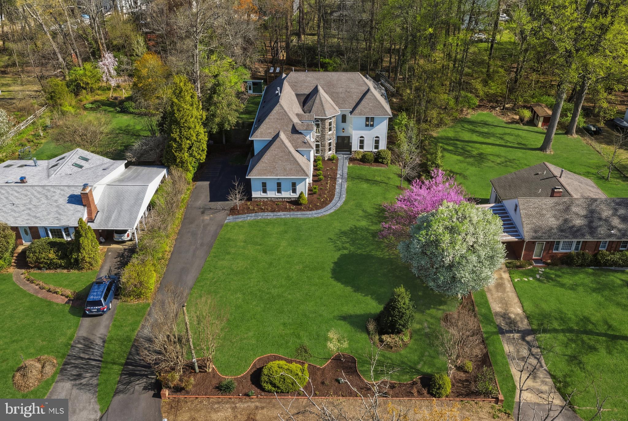 DUNN LORING GARDENS - Residential