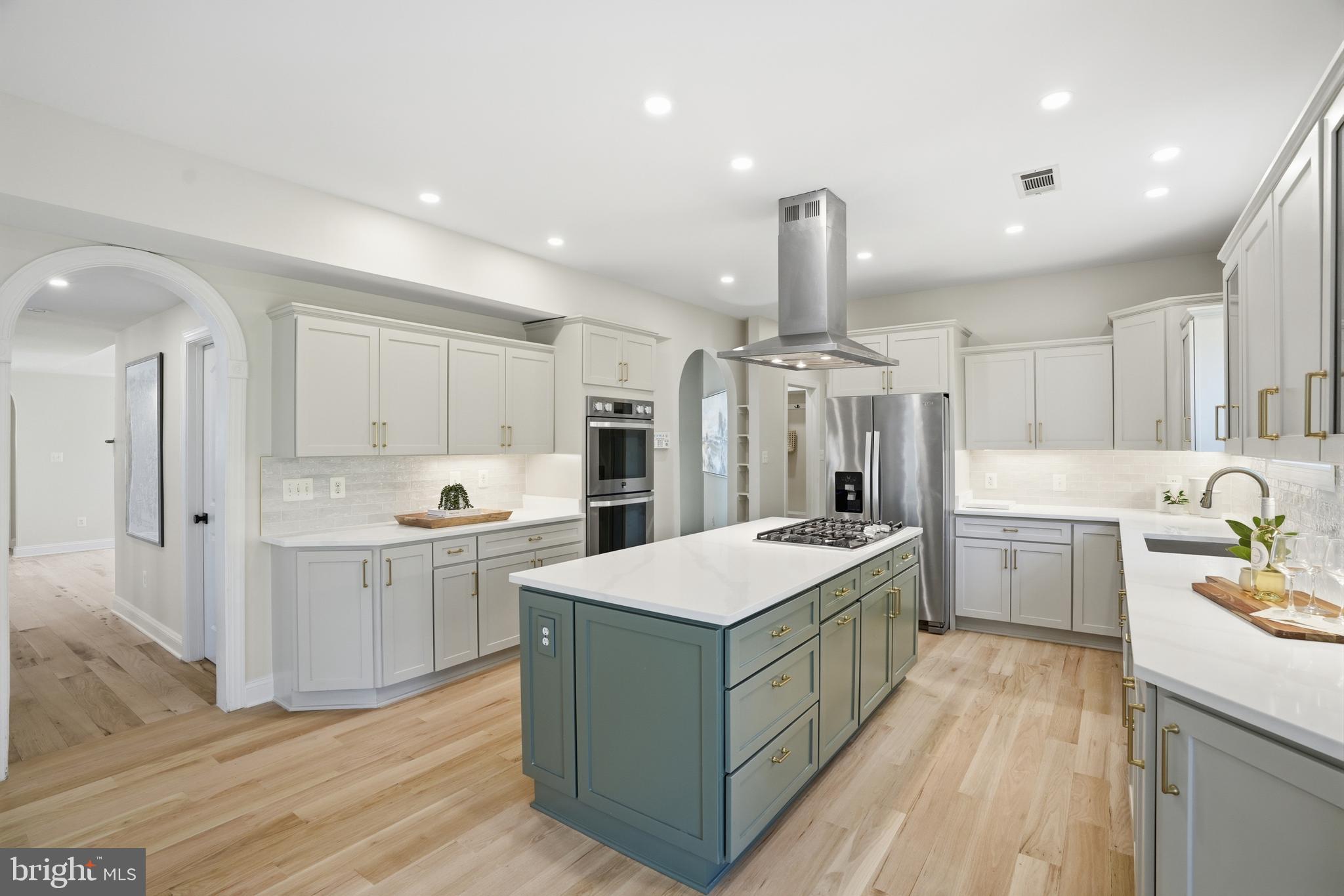 DUNN LORING GARDENS - Residential